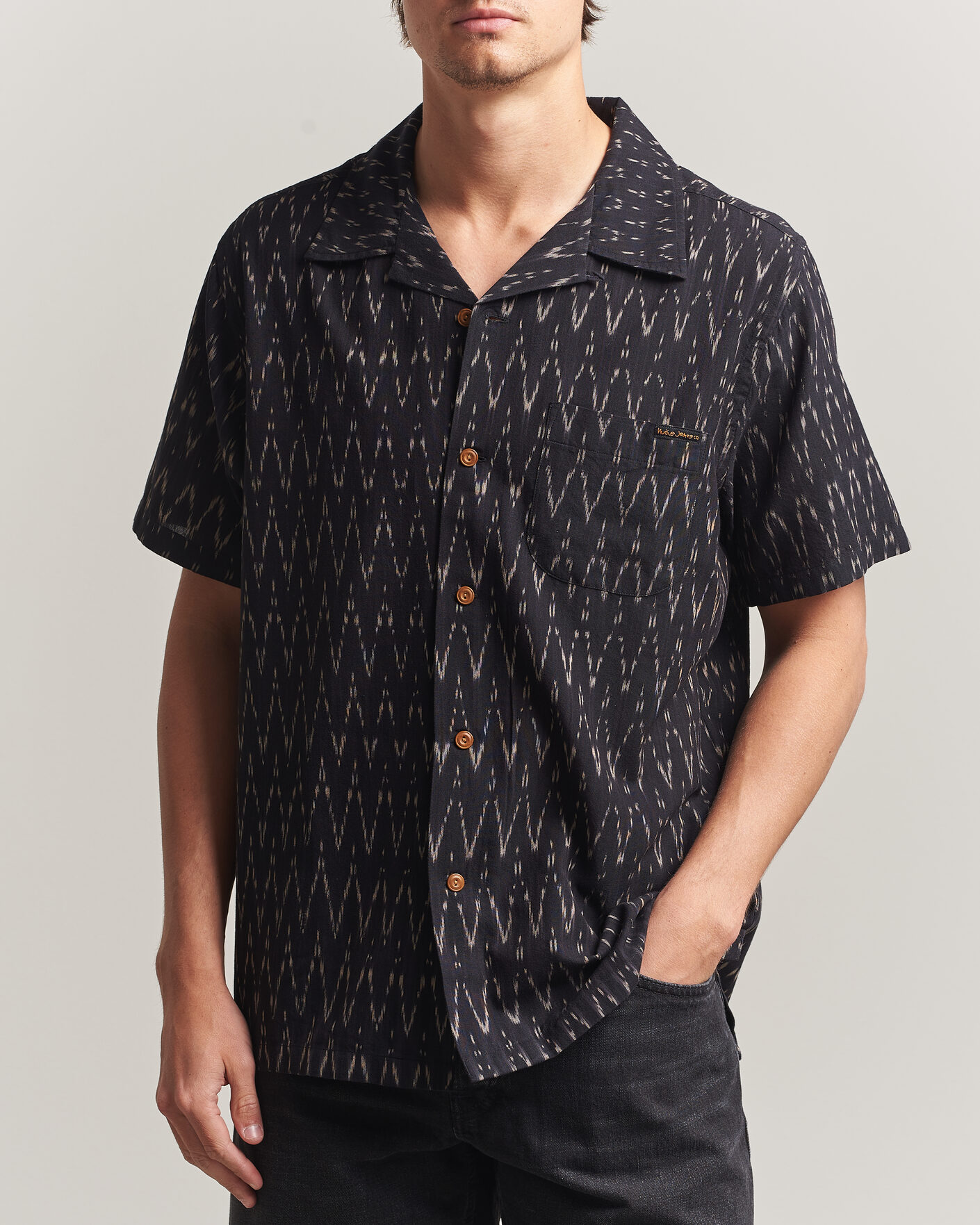 Mies | Kauluspaidat | Nudie Jeans | Arvid Hawaii Shirt Ikat Multi
