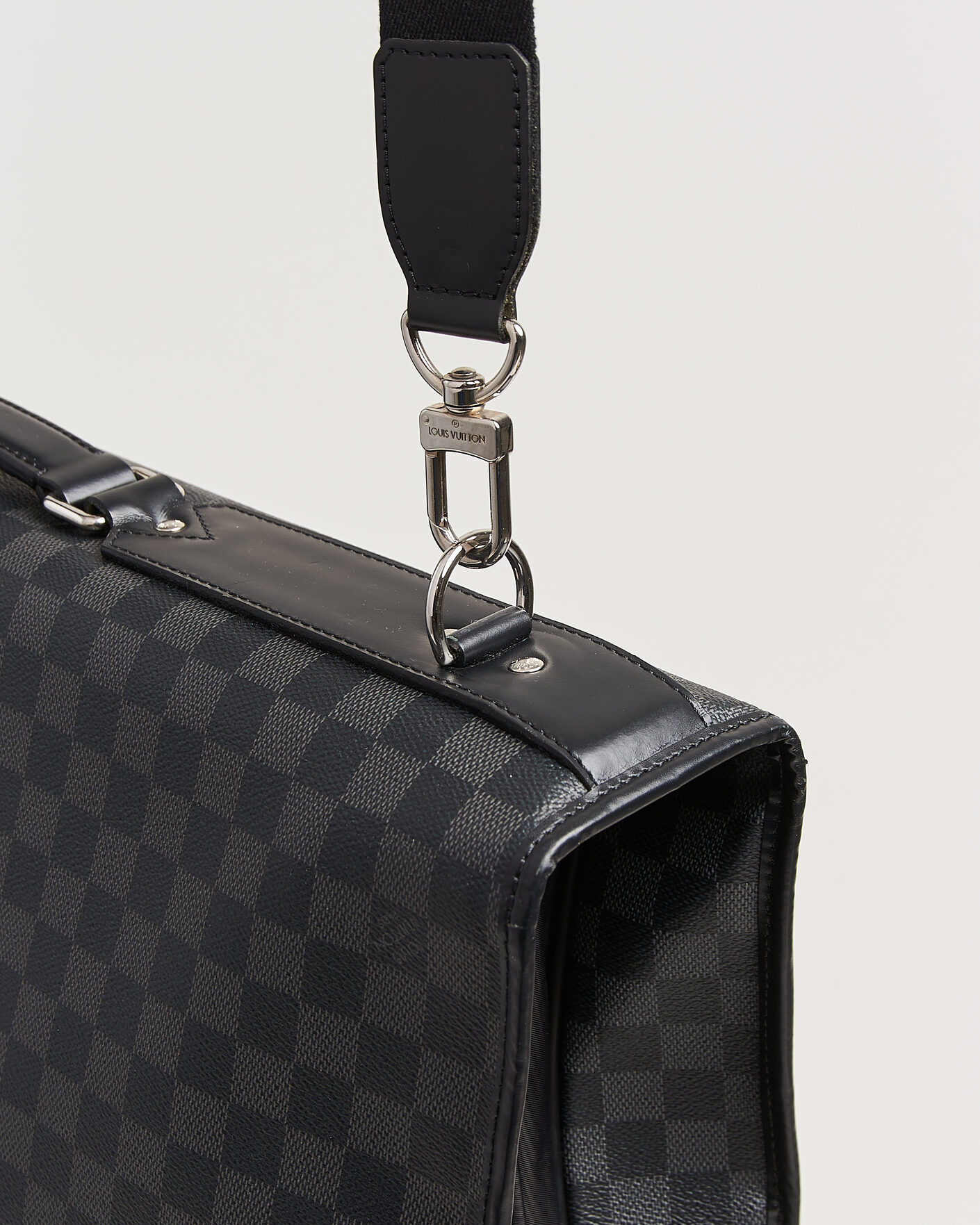 Mies | Pre-Owned & Vintage Bags | Louis Vuitton Pre-Owned | Garment Case Damier Graphite