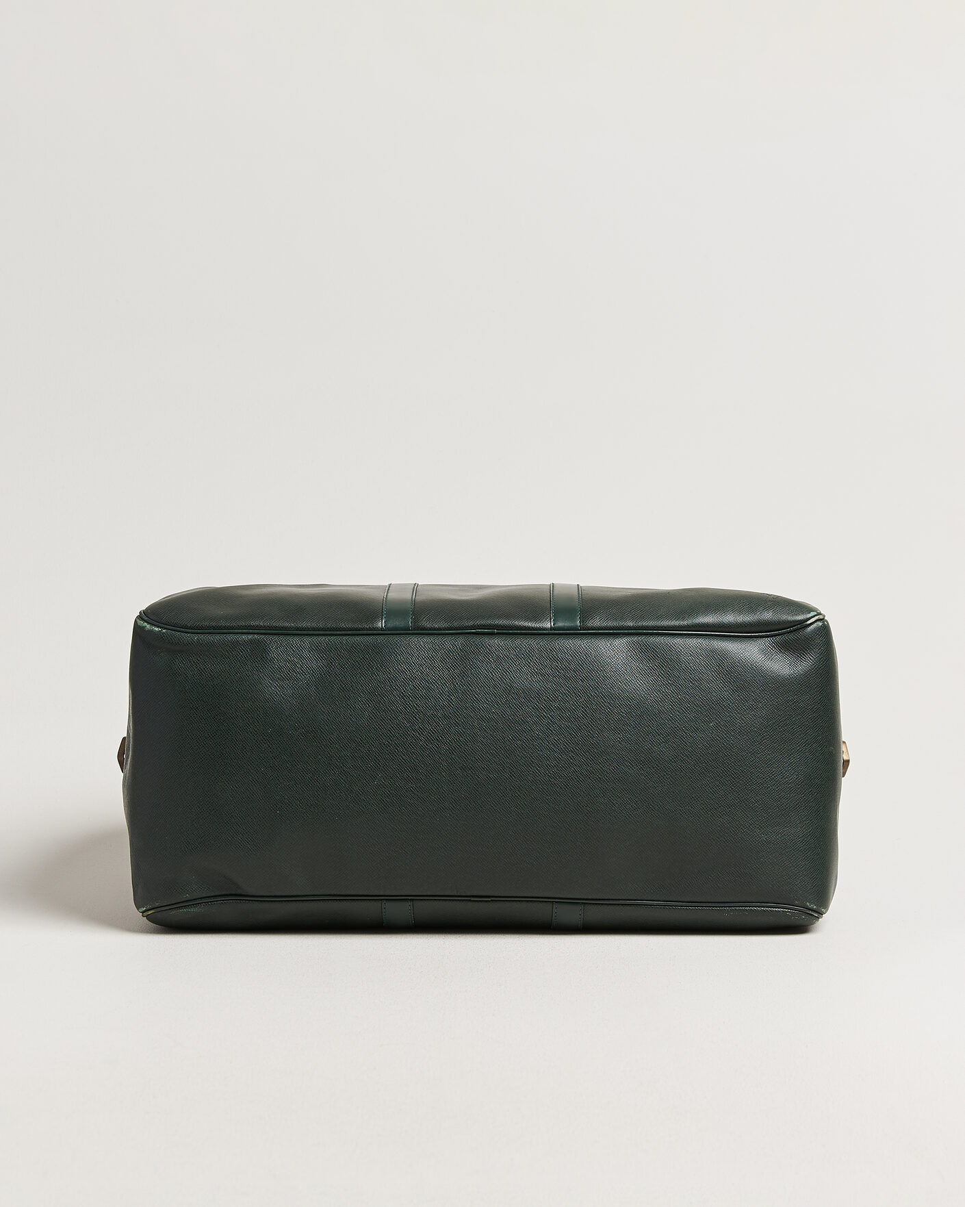 Mies | Pre-Owned & Vintage Bags | Louis Vuitton Pre-Owned | Taiga Kendall Weekend Bag GM Green
