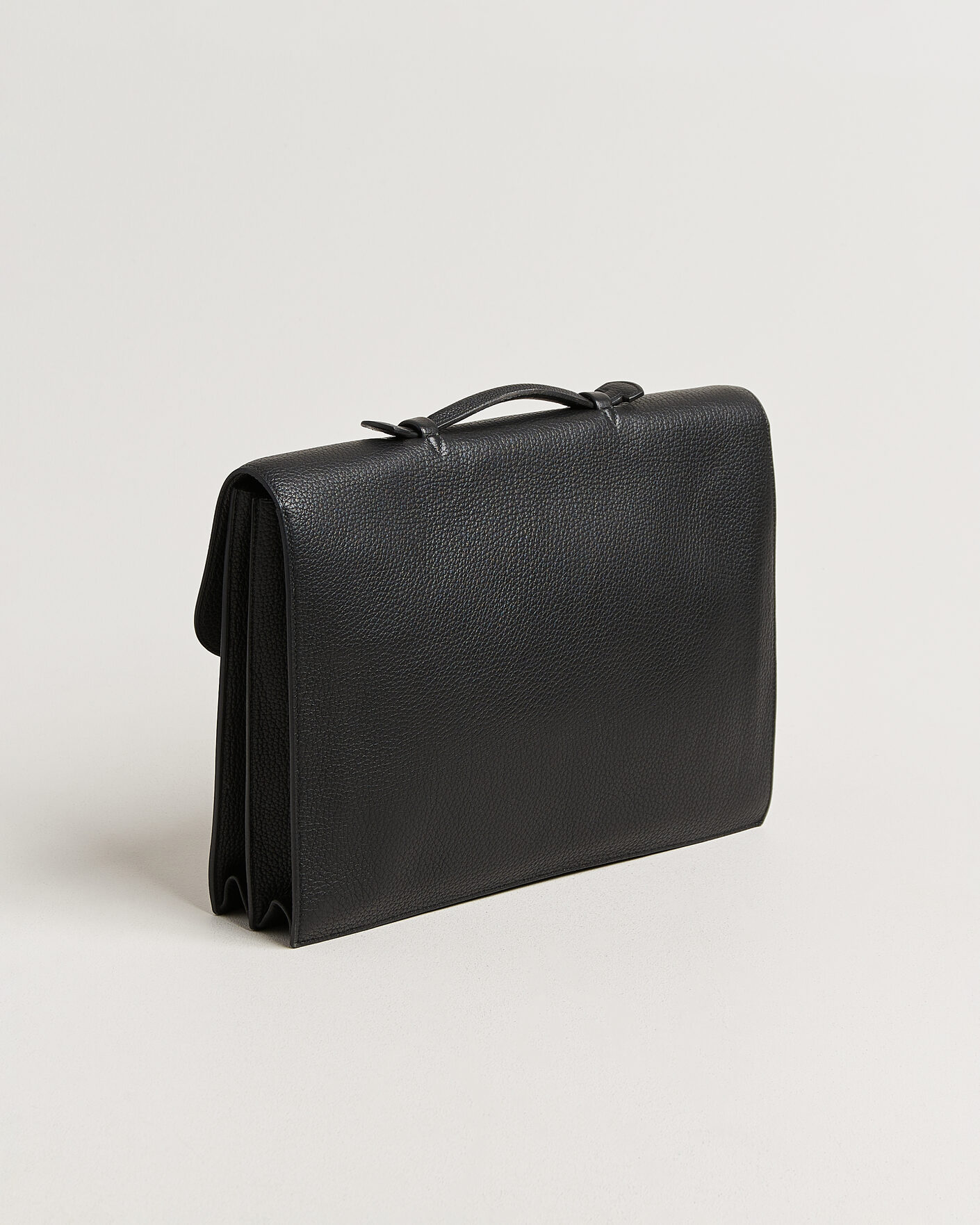 Mies | Pre-Owned & Vintage Bags | Hermès Pre-Owned | Sac à Dépêches 41 Black