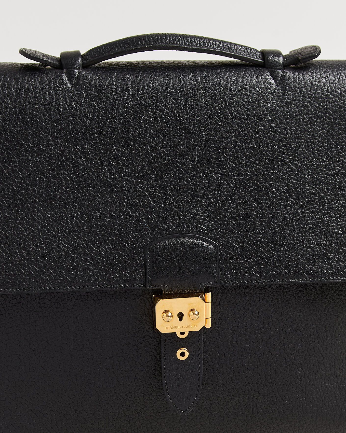 Mies | Pre-Owned & Vintage Bags | Hermès Pre-Owned | Sac à Dépêches 41 Black