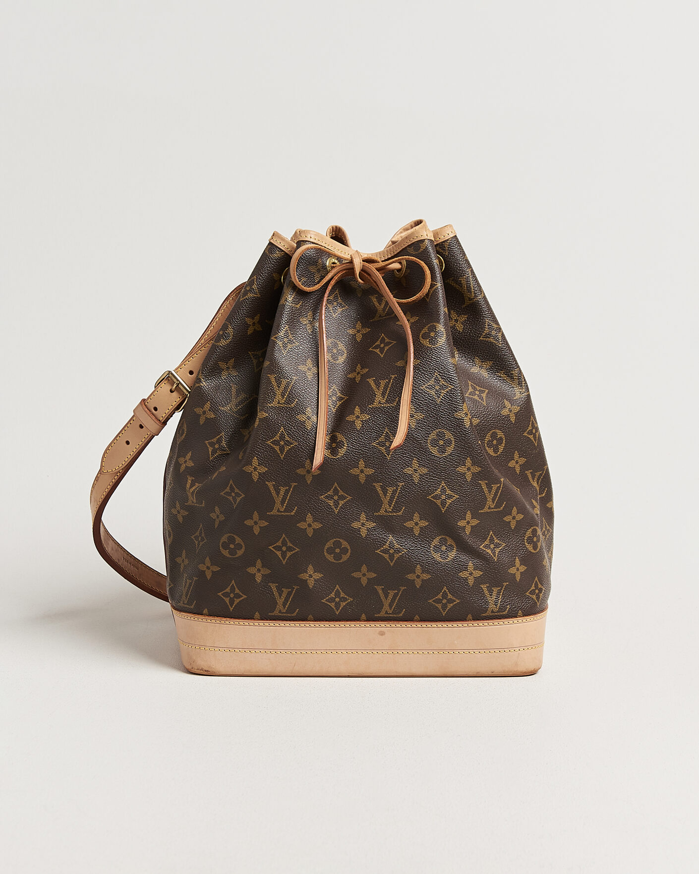 Mies | Pre-Owned & Vintage Bags | Louis Vuitton Pre-Owned | Noé Monogram