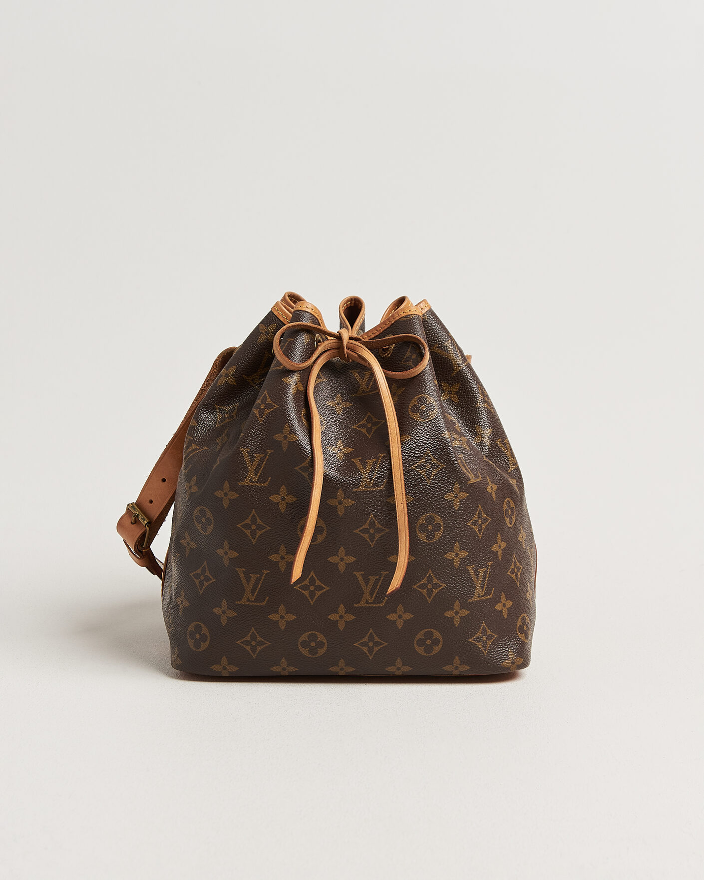 Mies | Pre-Owned & Vintage Bags | Louis Vuitton Pre-Owned | Petit Noé Monogram