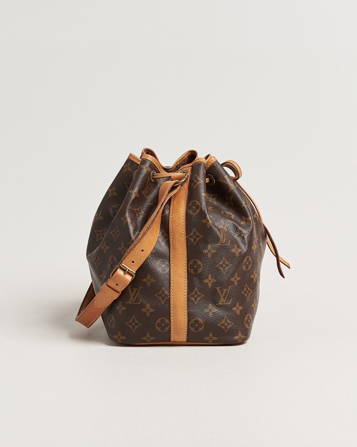 Mies | Pre-Owned & Vintage Bags | Louis Vuitton Pre-Owned | Petit Noé Monogram