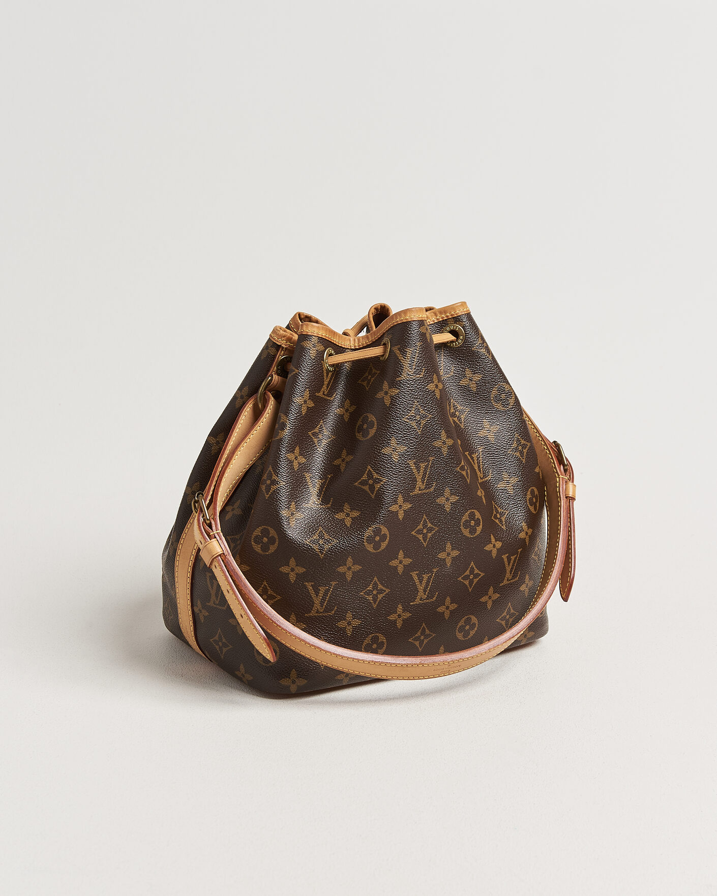 Mies | Pre-Owned & Vintage Bags | Louis Vuitton Pre-Owned | Petit Noé Monogram