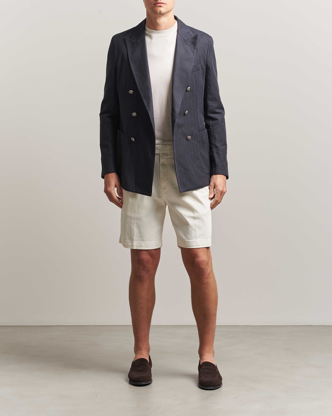 Mies | Shortsit | Oscar Jacobson | Tanker Pleat Shorts White