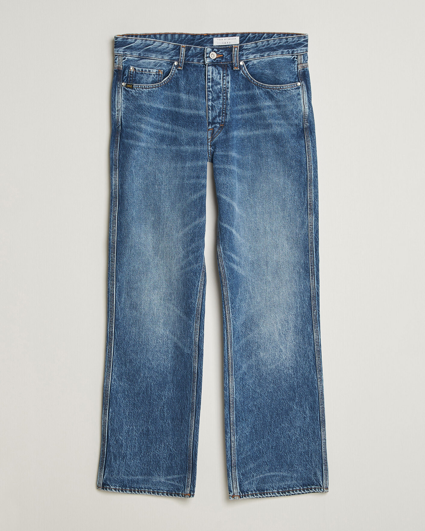 Mies | Farkut | Tiger of Sweden | Dash Jeans Medium Blue