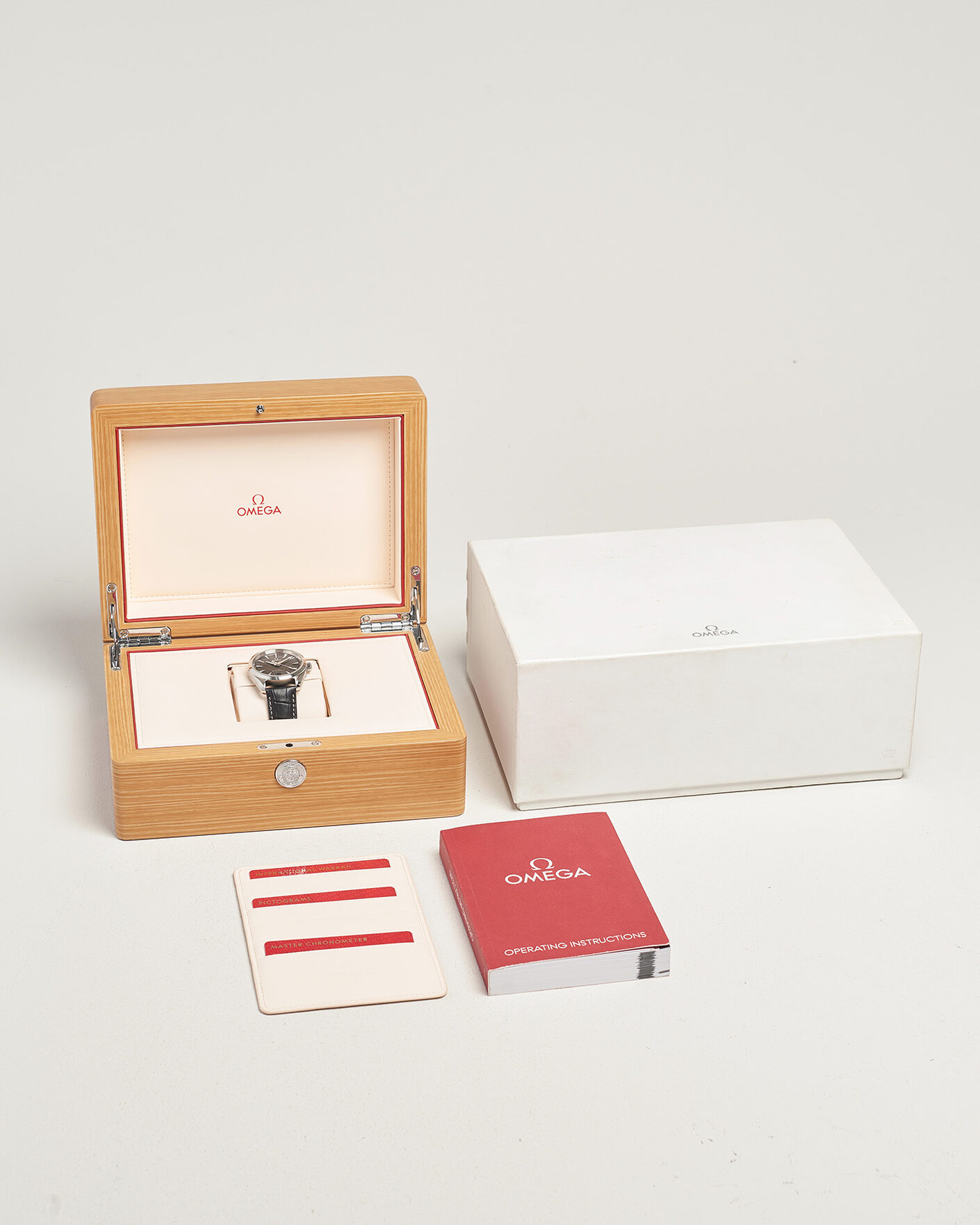 Mies | Pre-Owned & Vintage Watches | Omega Pre-Owned | Aqua Terra