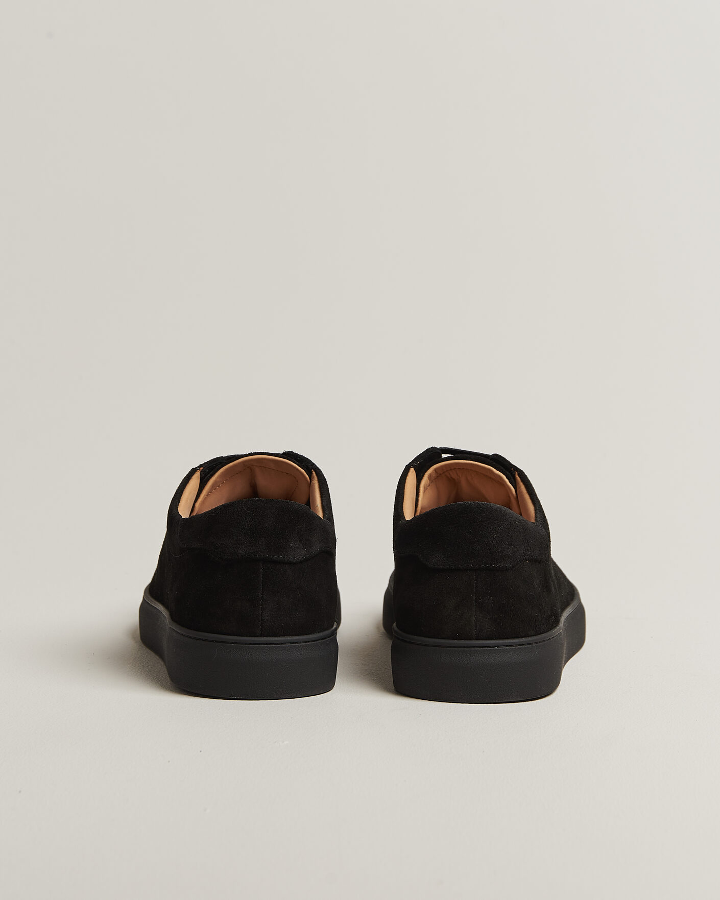 Mies | Tennarit | Myrqvist | Oaxen Monochrome III Sneakers Black Suede