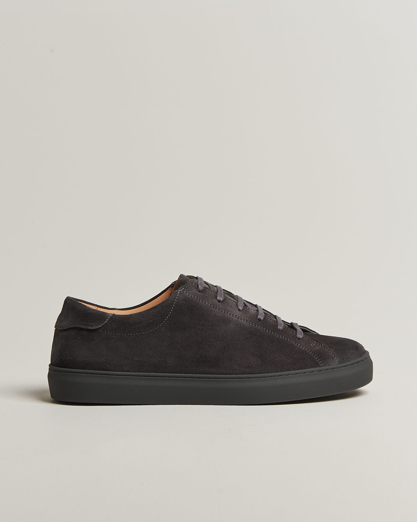 Mies | Tennarit | Myrqvist | Oaxen Monochrome III Sneakers Dark Grey Suede