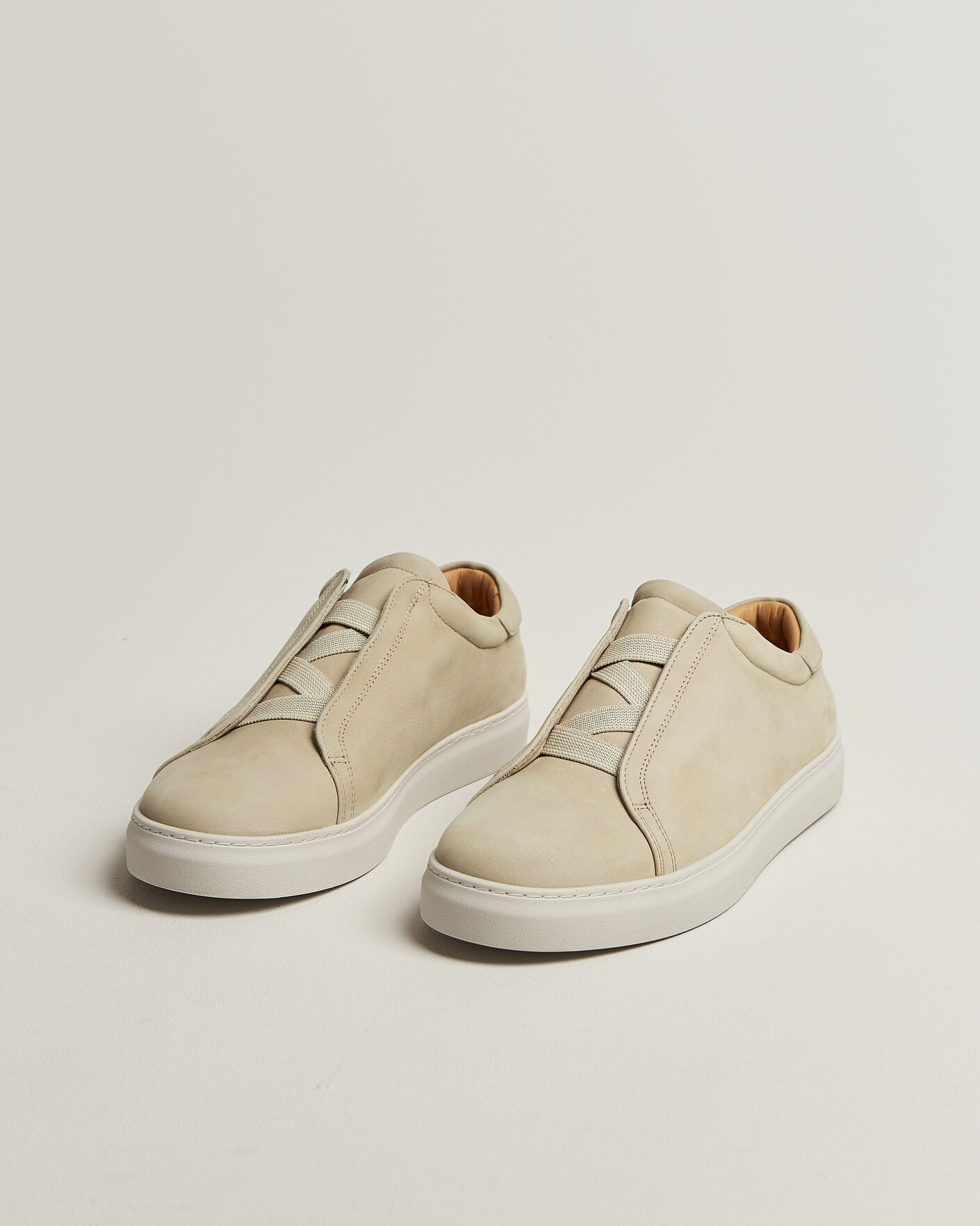 Mies | Tennarit | Myrqvist | Alnö Monochrome II Sneakers Beige Nubuck