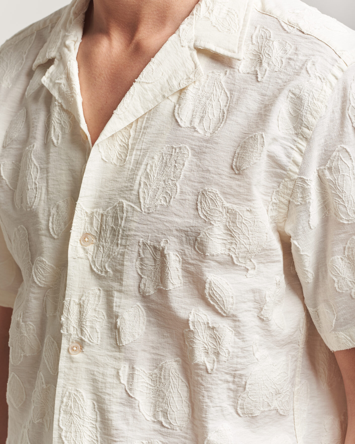 Mies | Kauluspaidat | Forét | Peer Jaquard Short Sleeve Shirt Cloud