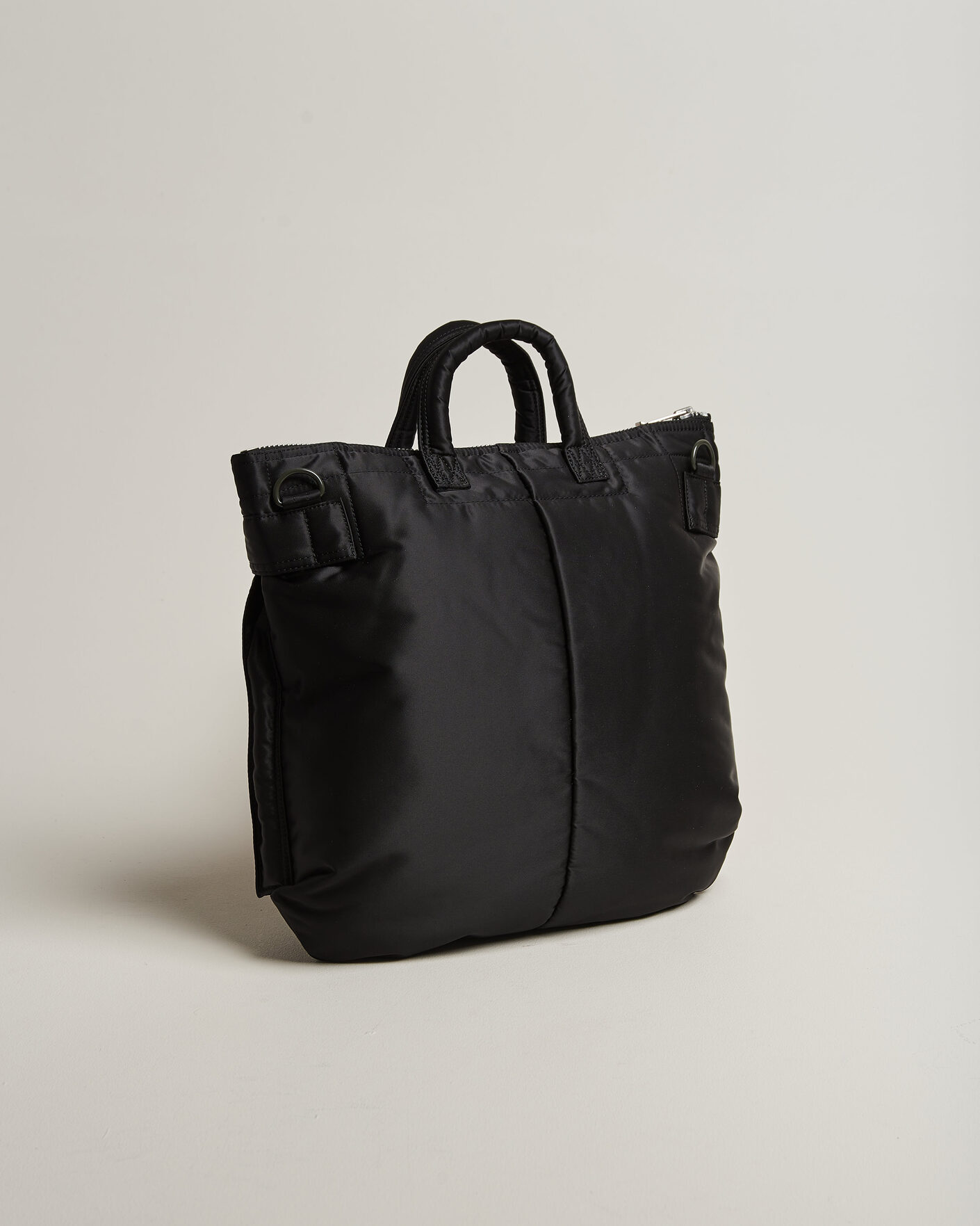 Mies | Laukut | Porter-Yoshida & Co. | Tanker Helmet Bag Black