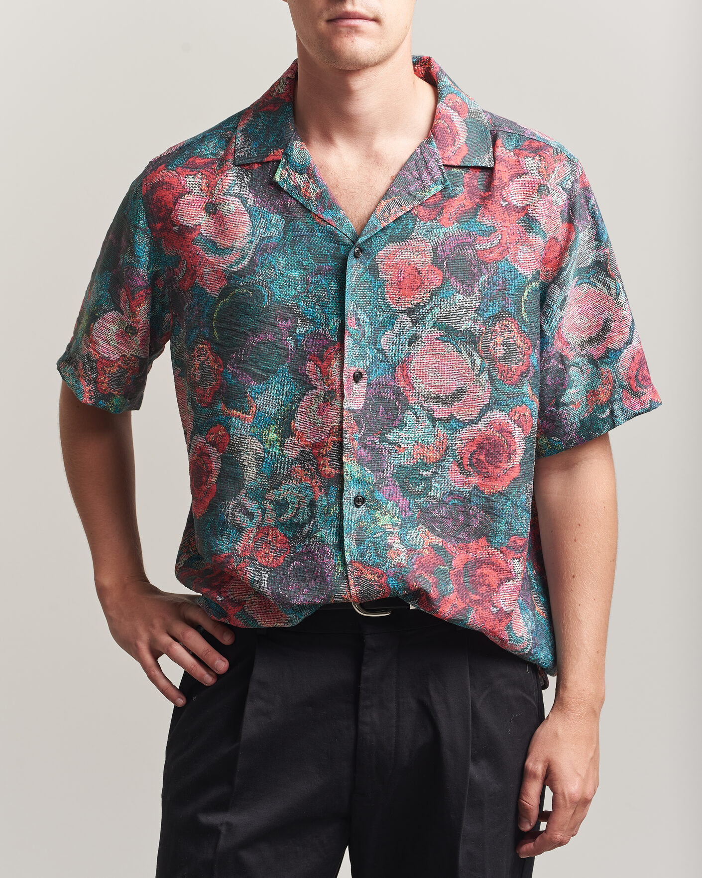 Mies | Kauluspaidat | LES DEUX | Bouquet AOP Short Sleeve Shirt Multi