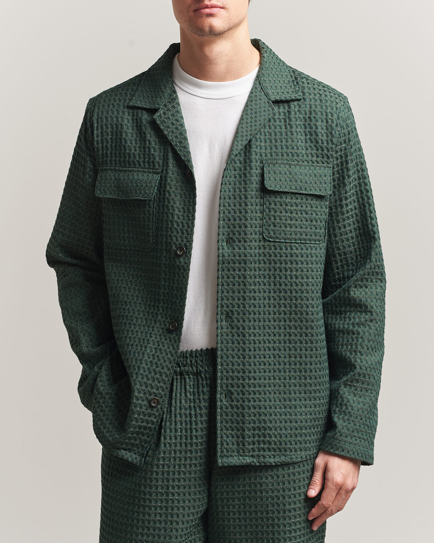 Mies | Kauluspaidat | LES DEUX | Check Seersucker Overshirt Pine Green