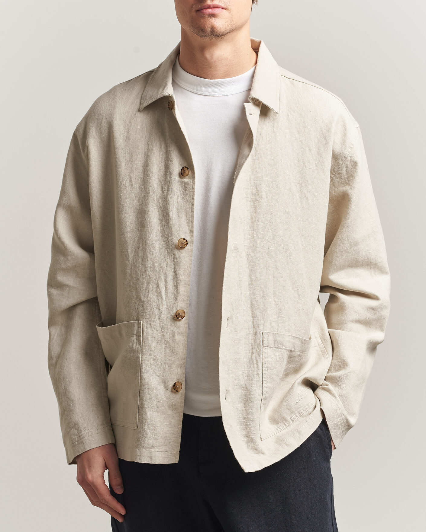 Mies | Kauluspaidat | LES DEUX | Linen Overshirt Light Sand