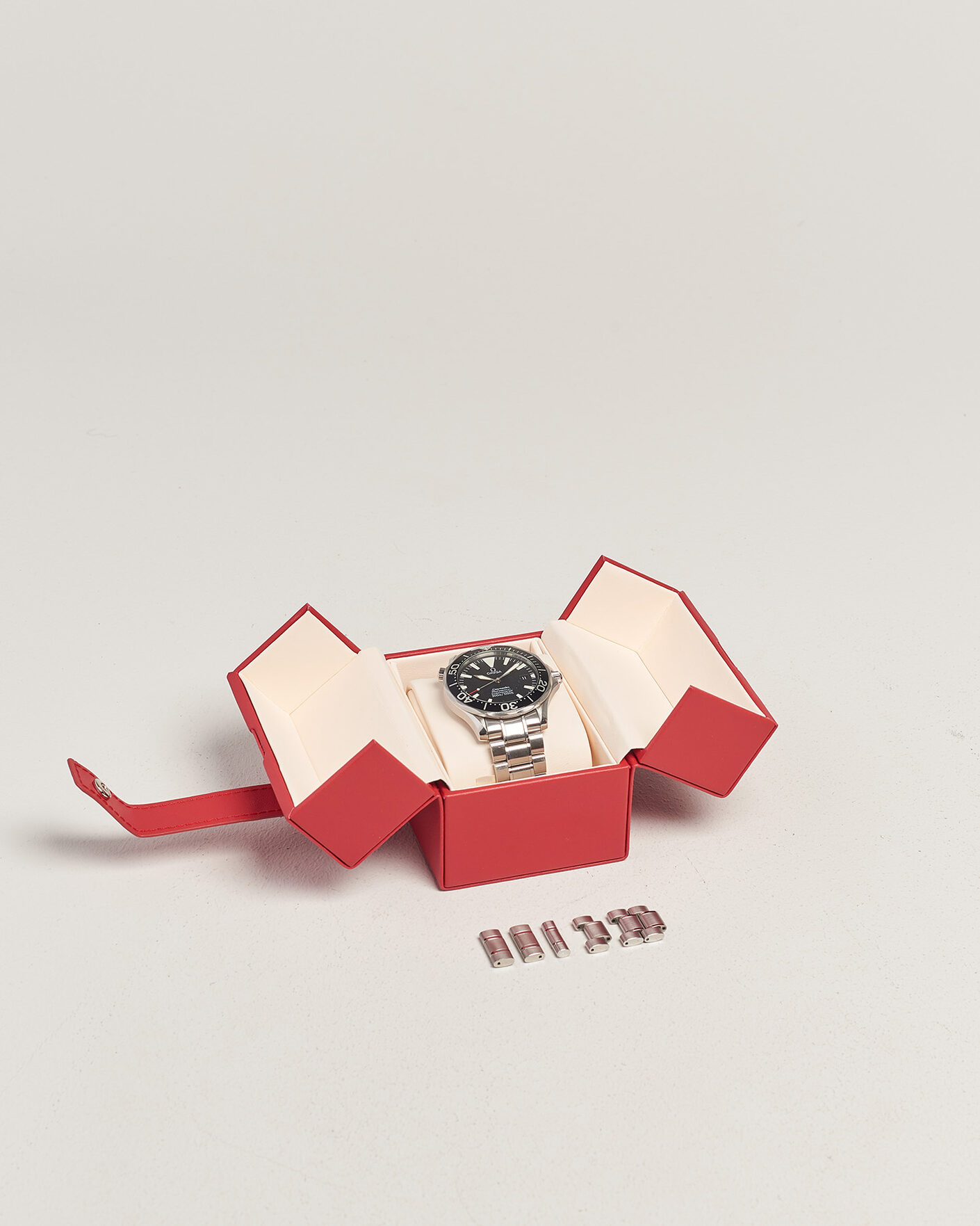 Mies | Pre-Owned & Vintage Watches | Omega Pre-Owned | Seamaster 300M Peter Blake 