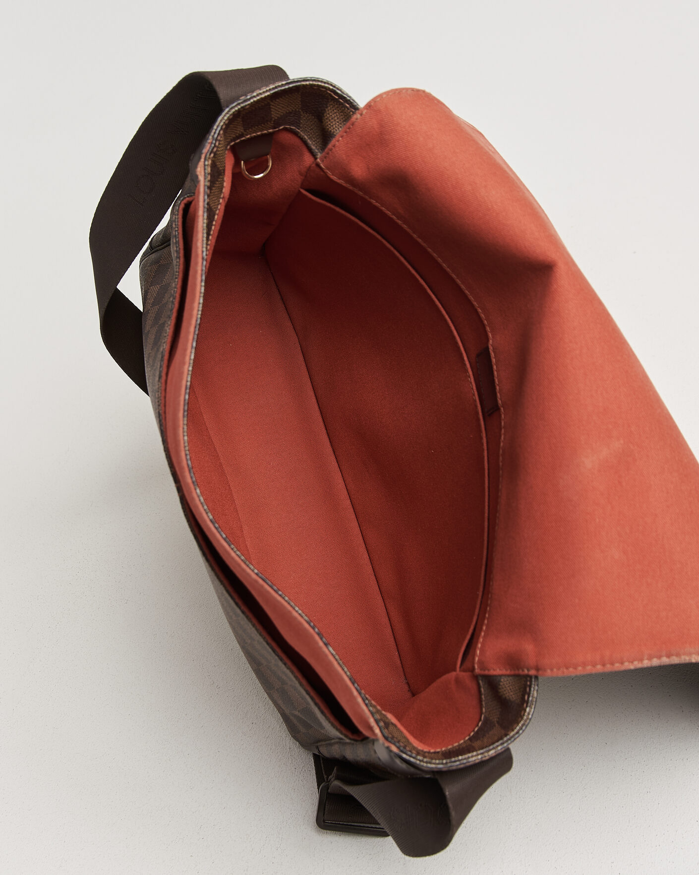 Mies | Pre-Owned & Vintage Bags | Louis Vuitton Pre-Owned | Bastille Bag Damier Ebene