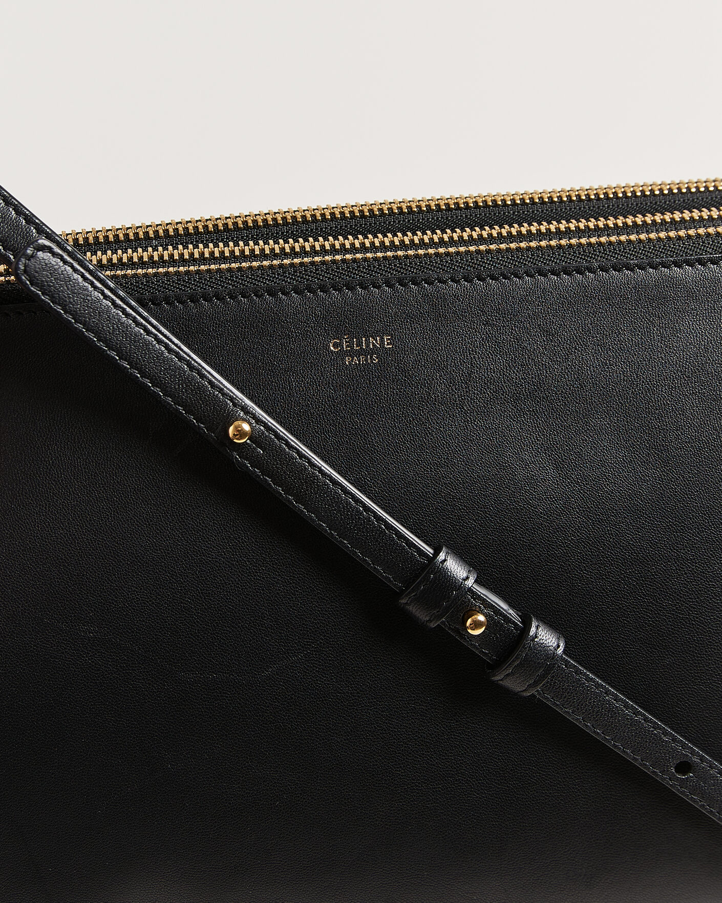 Mies | Pre-Owned & Vintage Bags | Celine Pre-Owned | Trio Bag Medium Leather Black