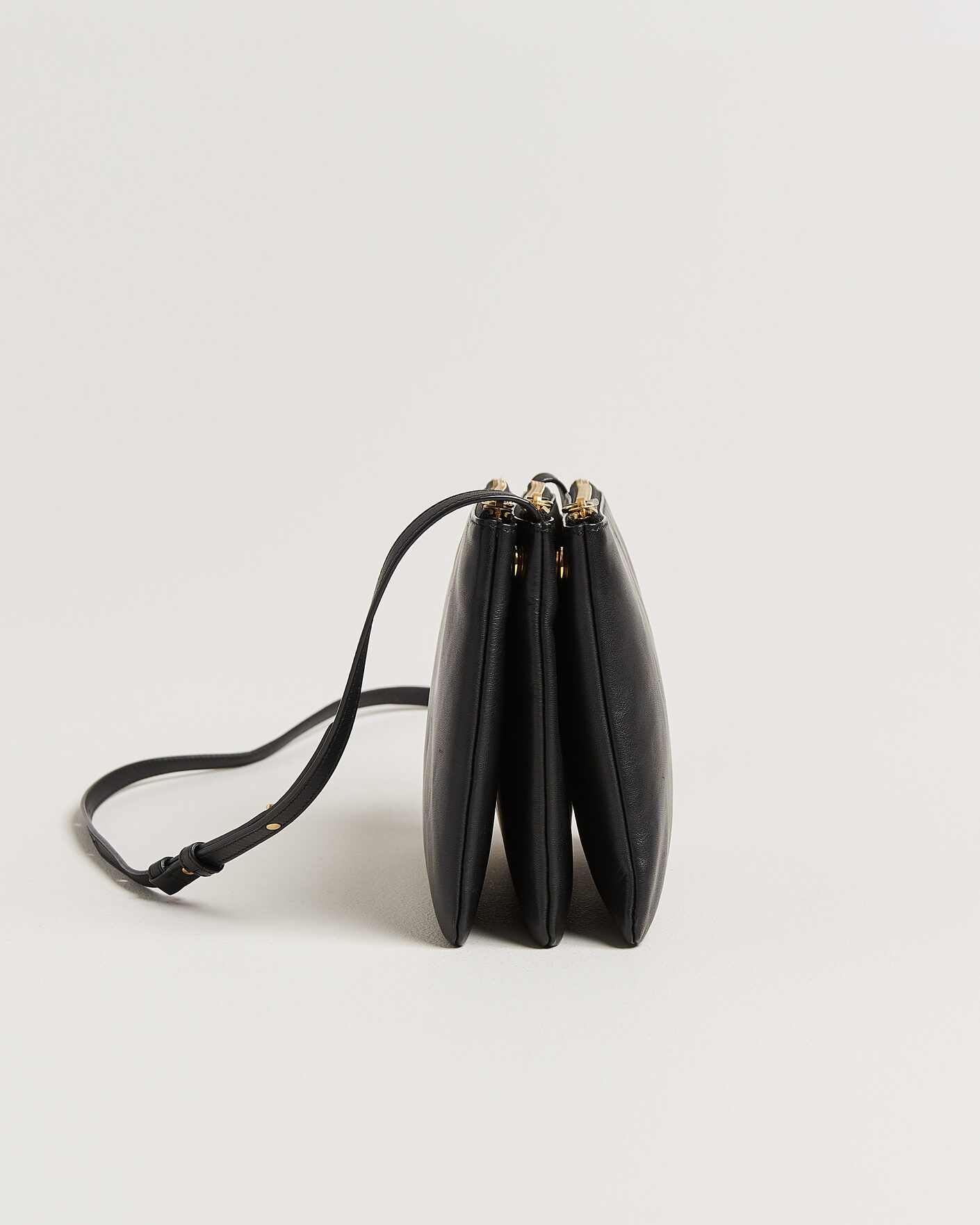 Mies | Pre-Owned & Vintage Bags | Celine Pre-Owned | Trio Bag Medium Leather Black