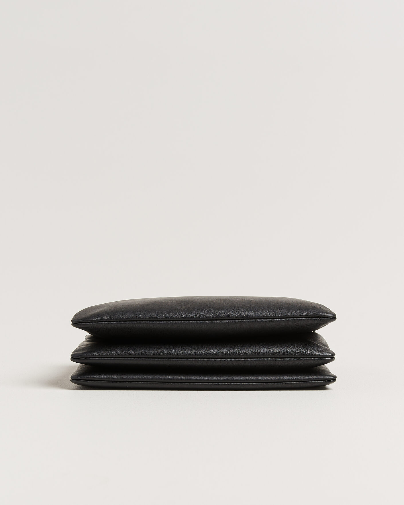 Mies | Pre-Owned & Vintage Bags | Celine Pre-Owned | Trio Bag Medium Leather Black