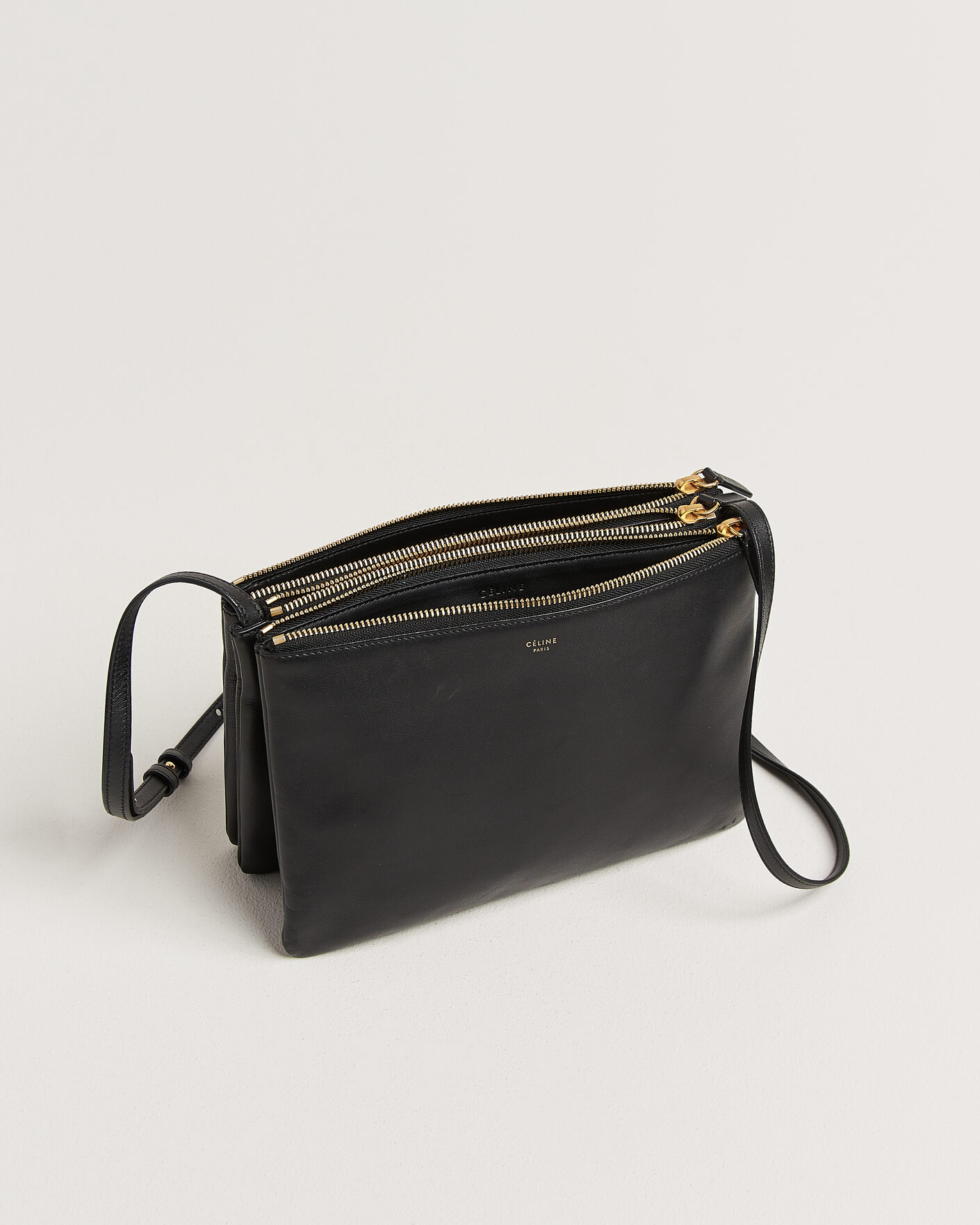 Mies | Pre-Owned & Vintage Bags | Celine Pre-Owned | Trio Bag Medium Leather Black