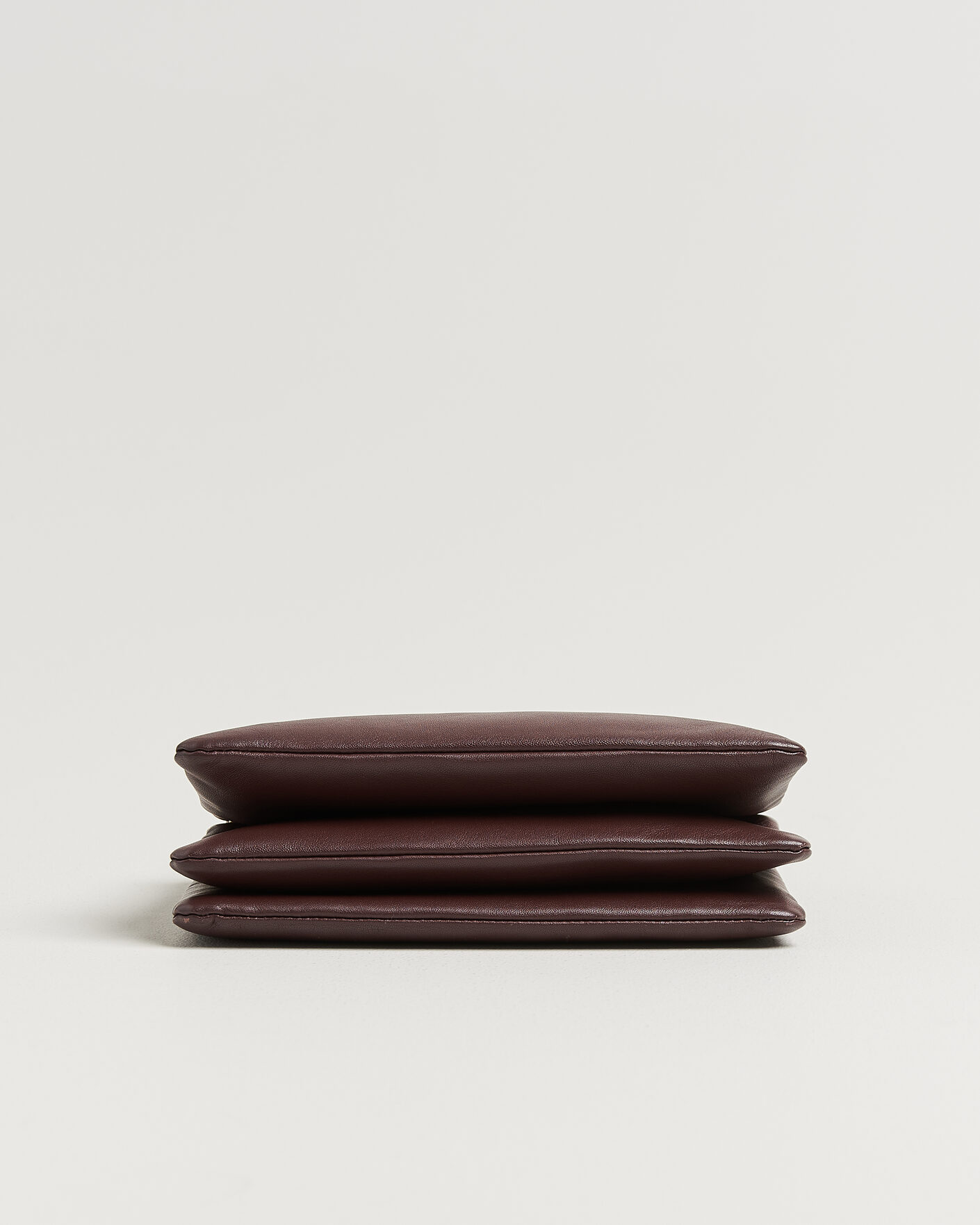 Mies | Pre-Owned & Vintage Bags | Celine Pre-Owned | Trio Bag Medium Leather Burgundy