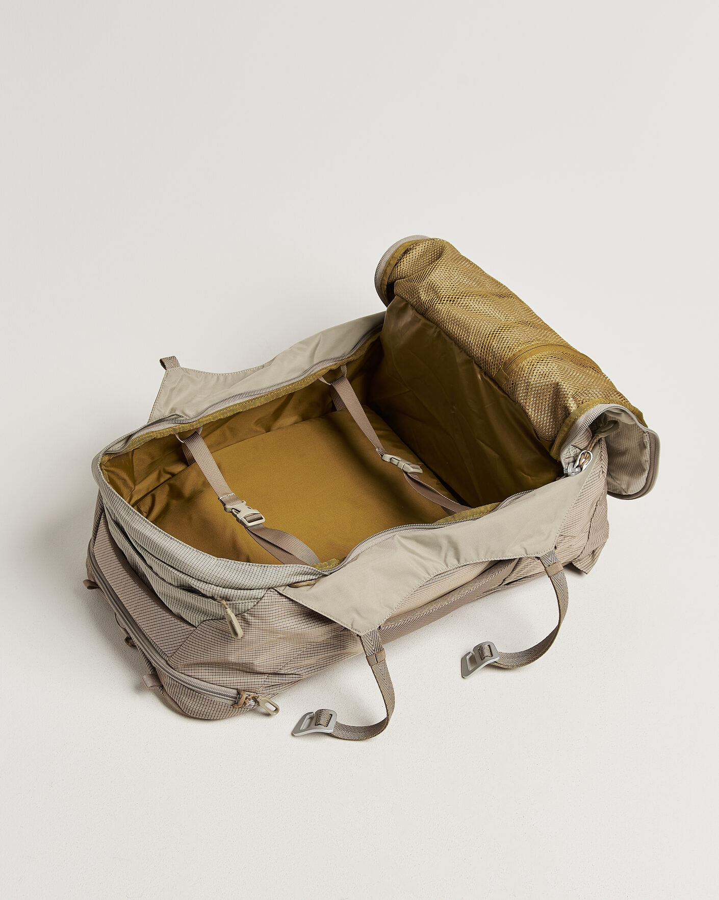 Mies | Laukut | Osprey | X Danner Farpoint 40 Sawdust - Latte Brown