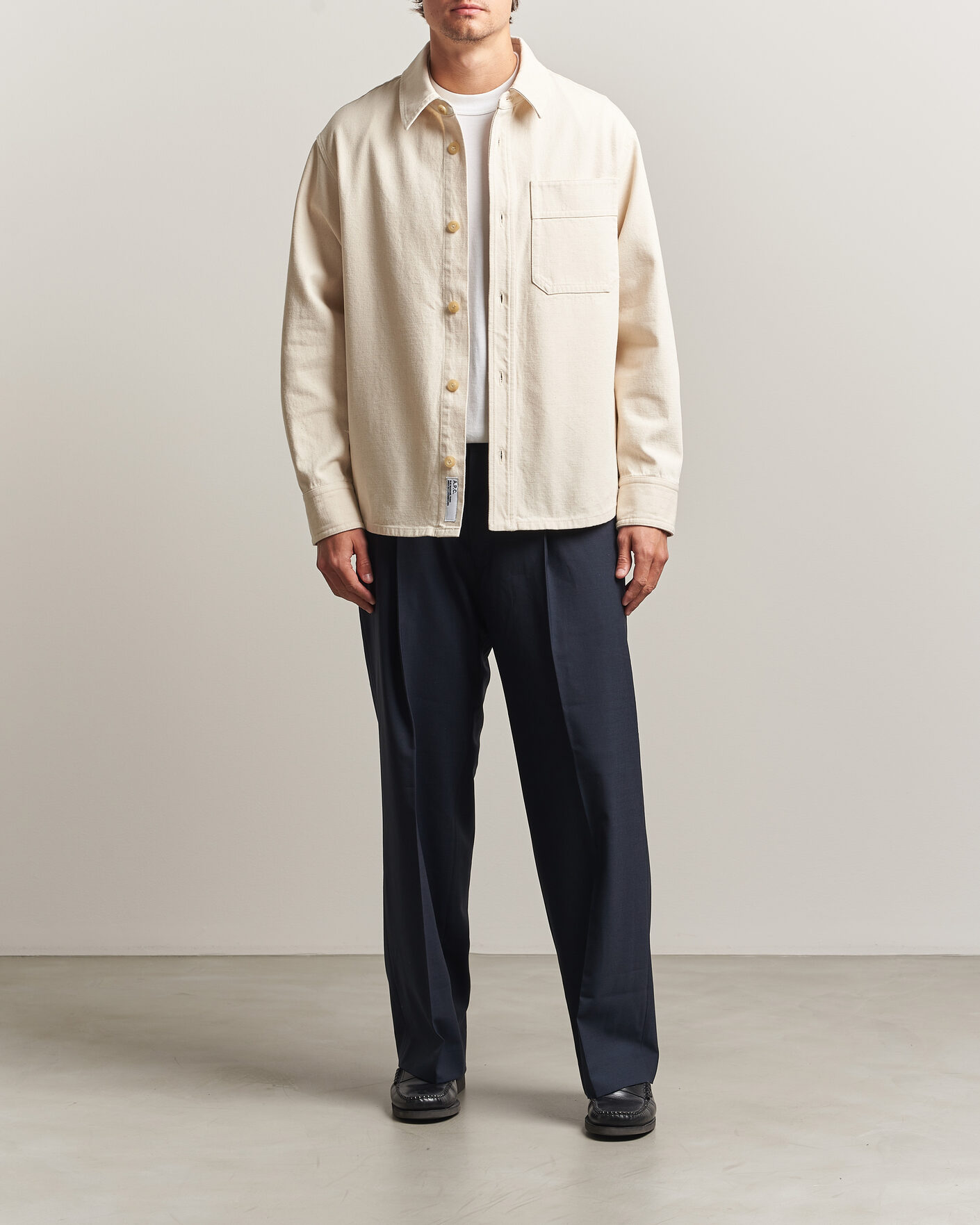 Mies | Kauluspaidat | A.P.C. | Basile Overshirt Off White