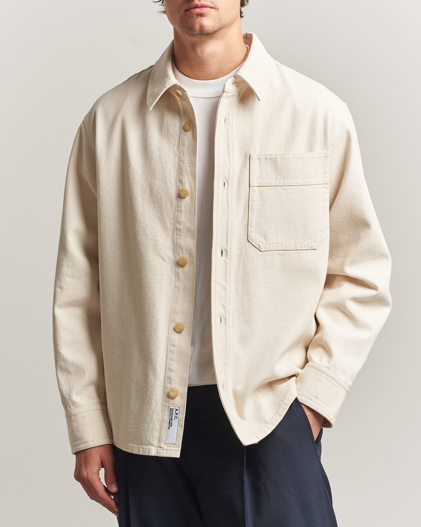 Mies | Kauluspaidat | A.P.C. | Basile Overshirt Off White