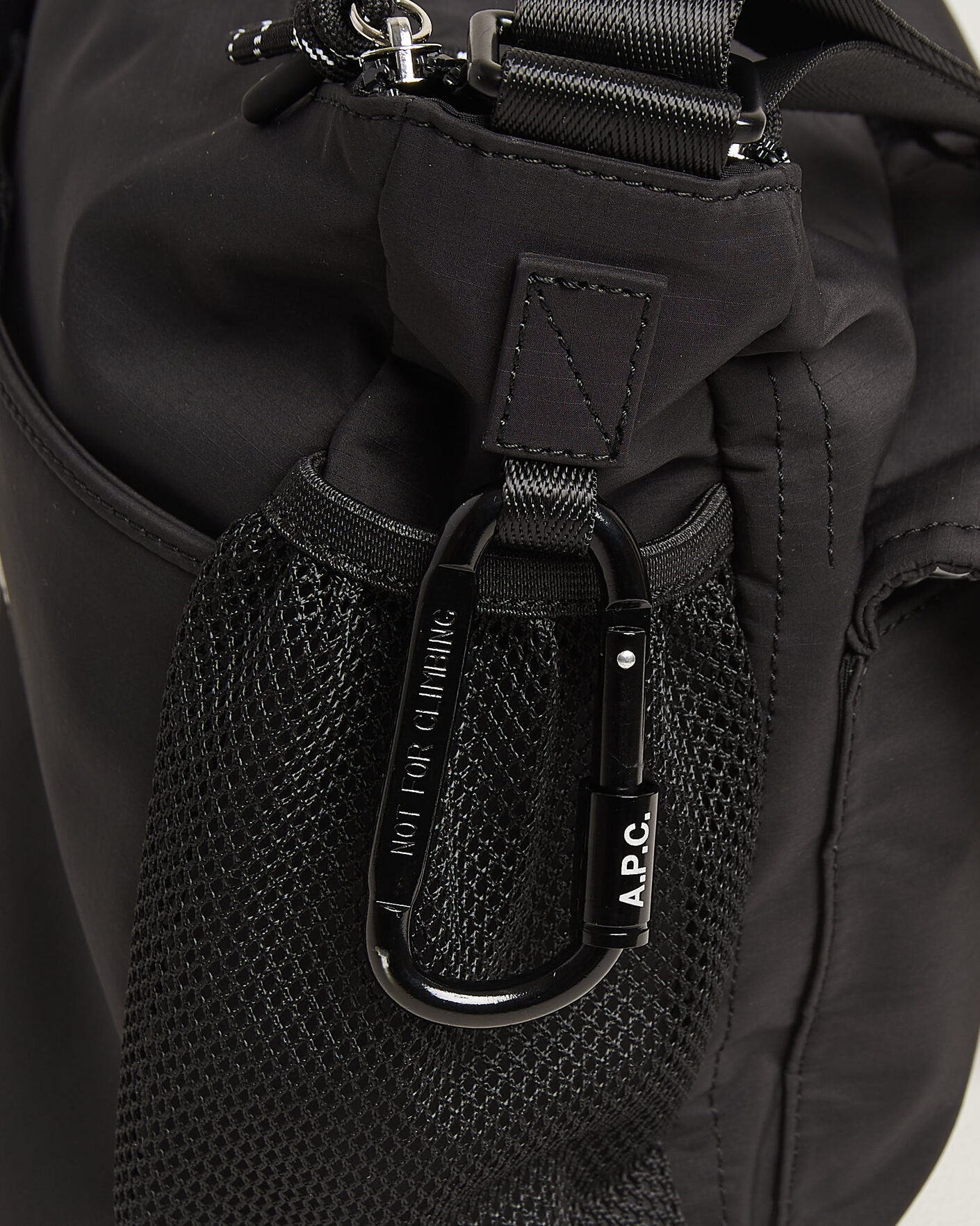 Mies | Laukut | A.P.C. | Trek Crossbody Bag Black