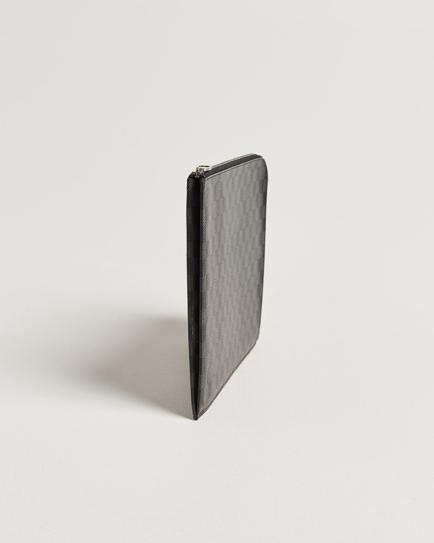 Mies | Pre-Owned & Vintage Bags | Louis Vuitton Pre-Owned | Pochette Jules Damier Graphite