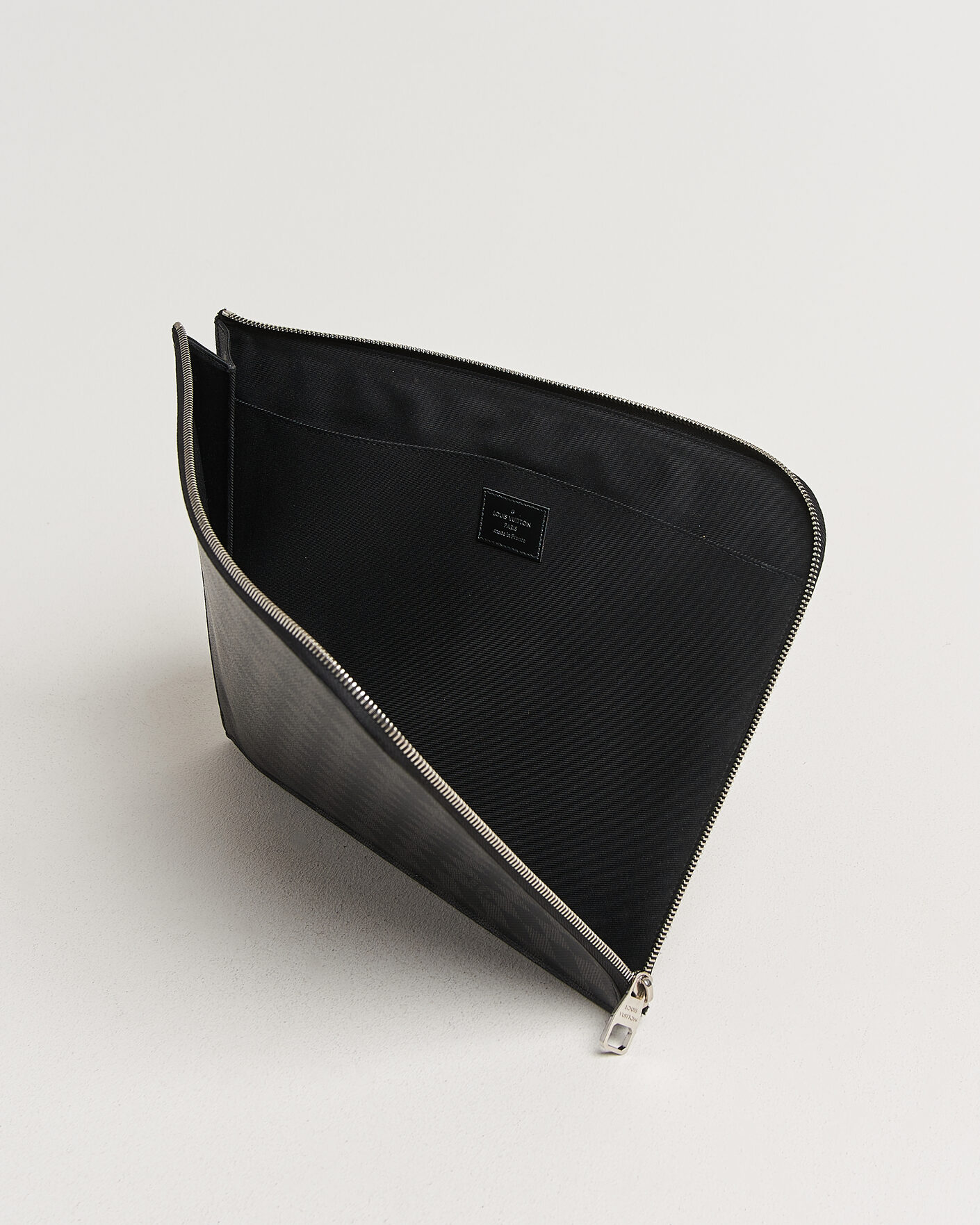 Mies | Pre-Owned & Vintage Bags | Louis Vuitton Pre-Owned | Pochette Jules Damier Graphite