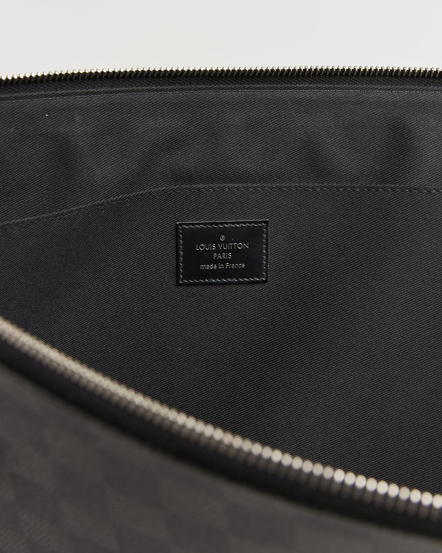 Mies | Pre-Owned & Vintage Bags | Louis Vuitton Pre-Owned | Pochette Jules Damier Graphite