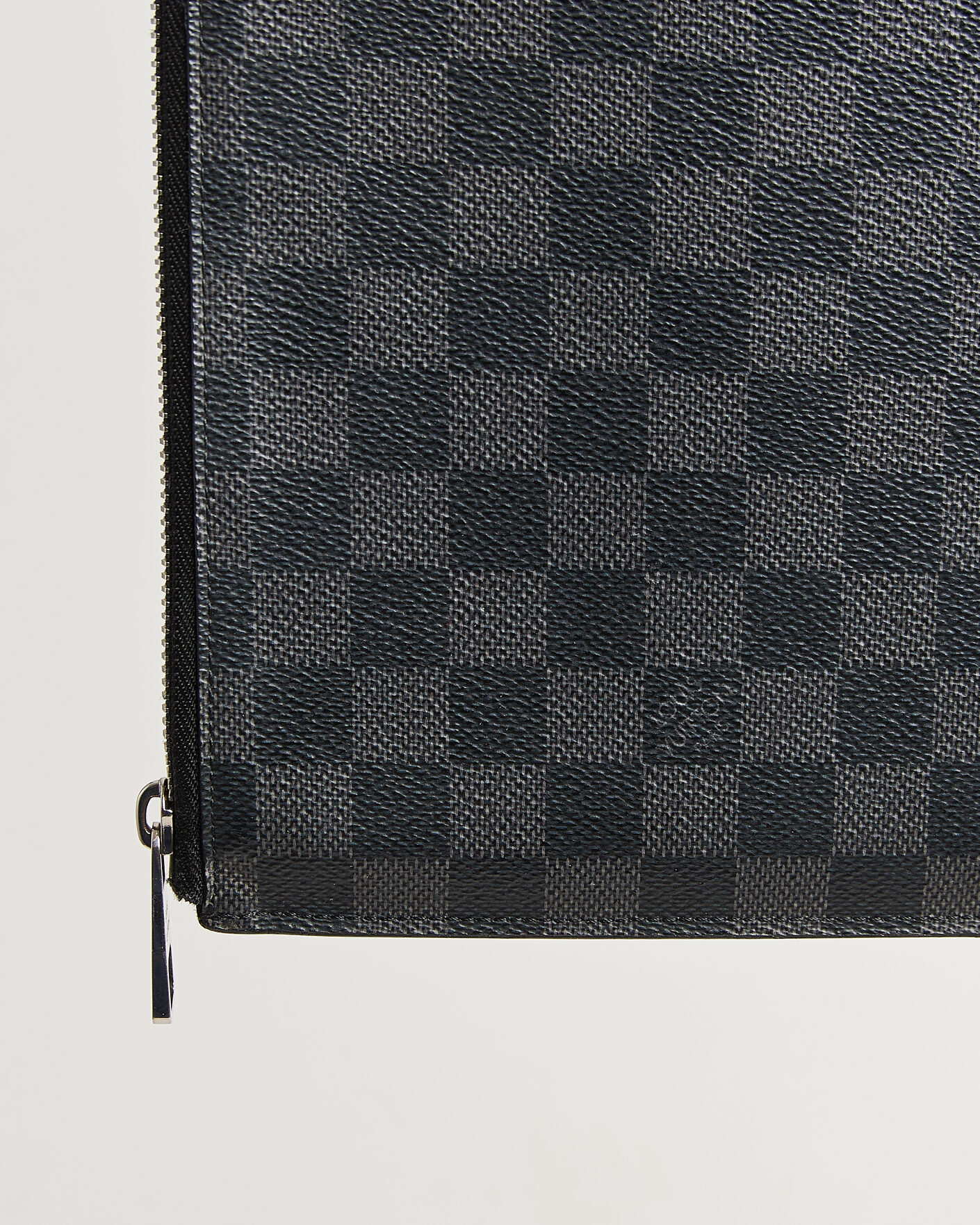 Mies | Pre-Owned & Vintage Bags | Louis Vuitton Pre-Owned | Pochette Jules Damier Graphite