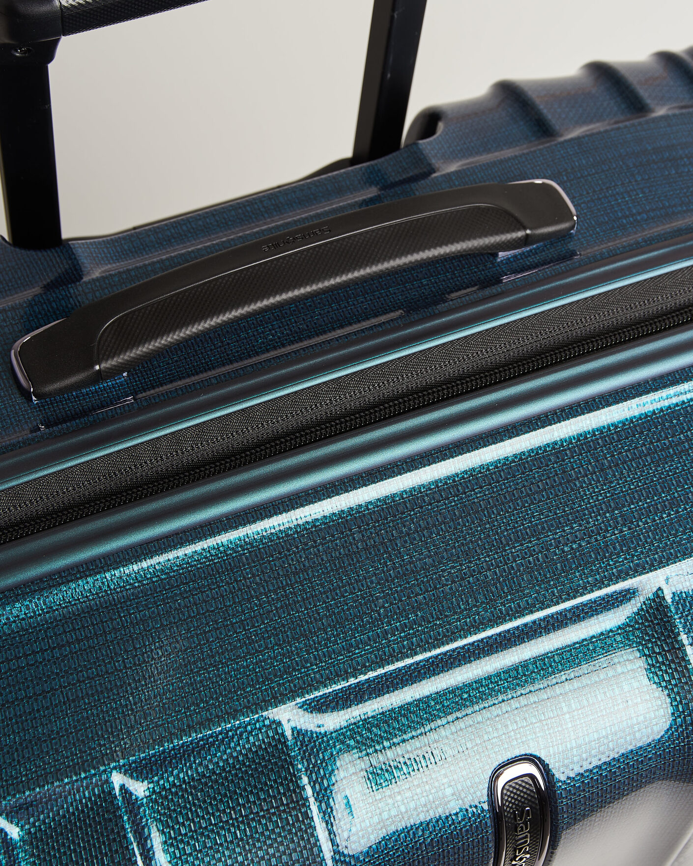 Mies | Laukut | Samsonite | Nexis Spinner Check-In Deep Patrol