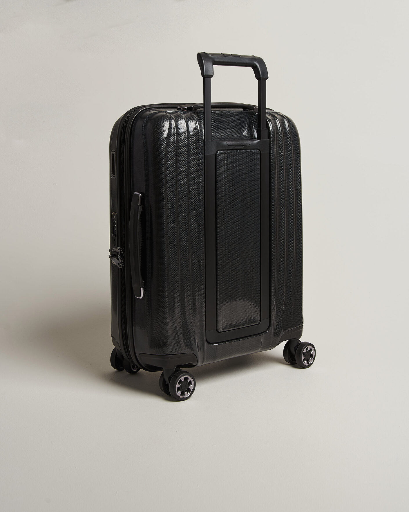 Mies | Laukut | Samsonite | Nexis Spinner Carry-On Onyx Black