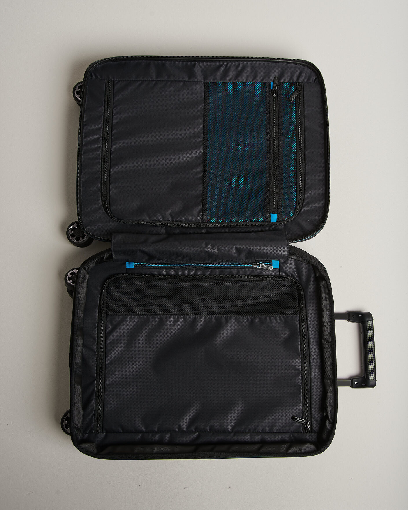 Mies | Laukut | Samsonite | Nexis Spinner Carry-On Deep Patrol