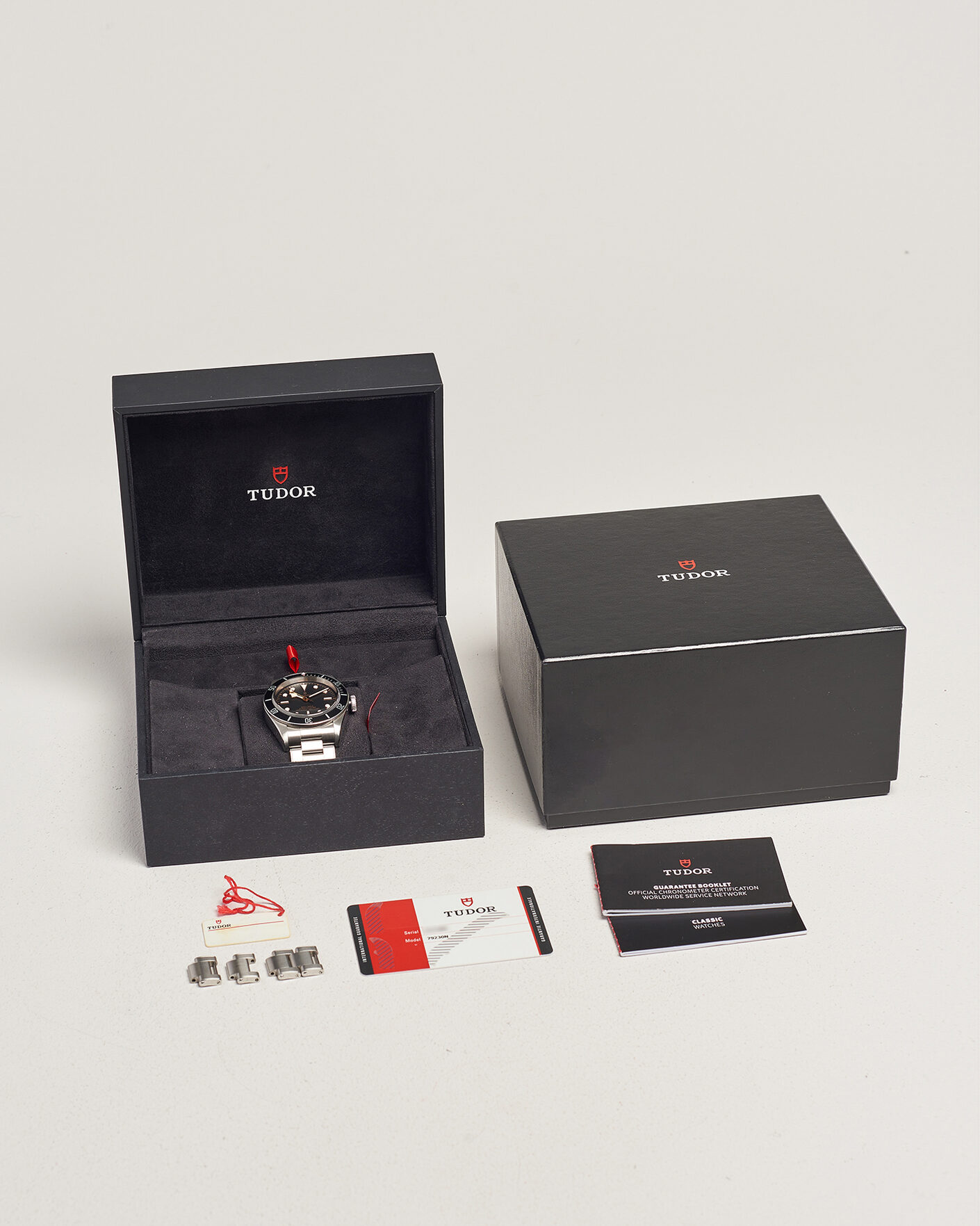 Mies | Pre-Owned & Vintage Watches | Tudor Pre-Owned | Black Bay