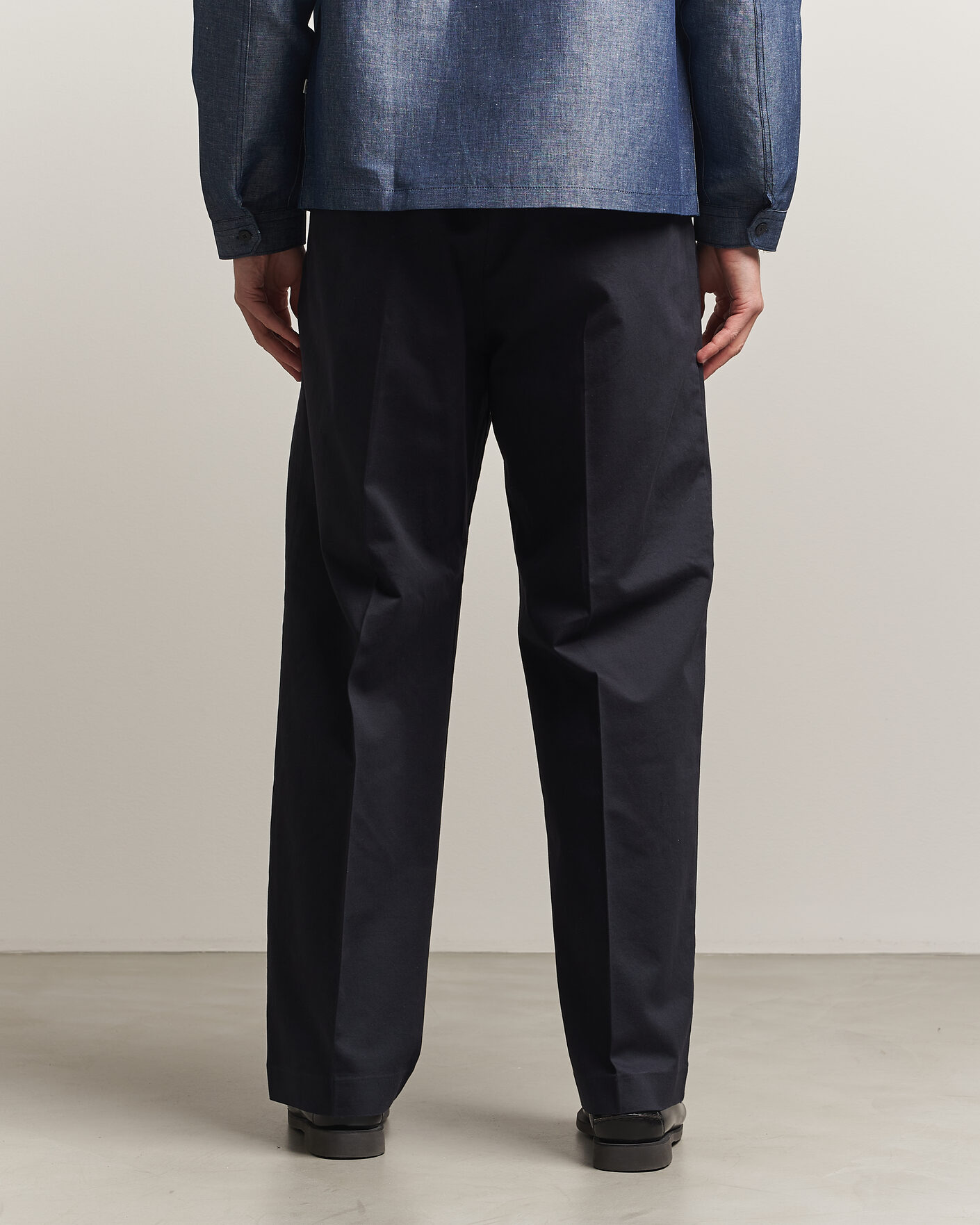 Mies | Housut | NN07 | Kay Relaxed Fit Pleated Cotton Trousers Navy Blue