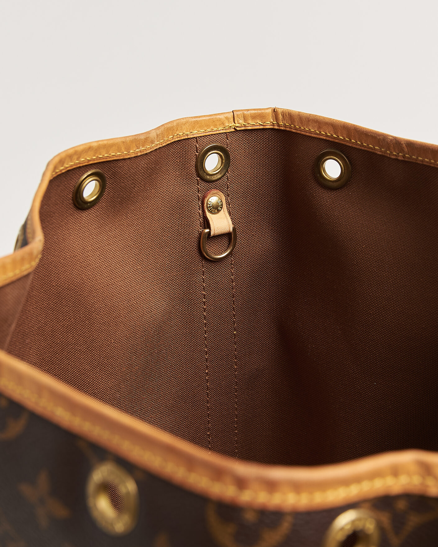 Mies | Pre-Owned & Vintage Bags | Louis Vuitton Pre-Owned | Noé Monogram