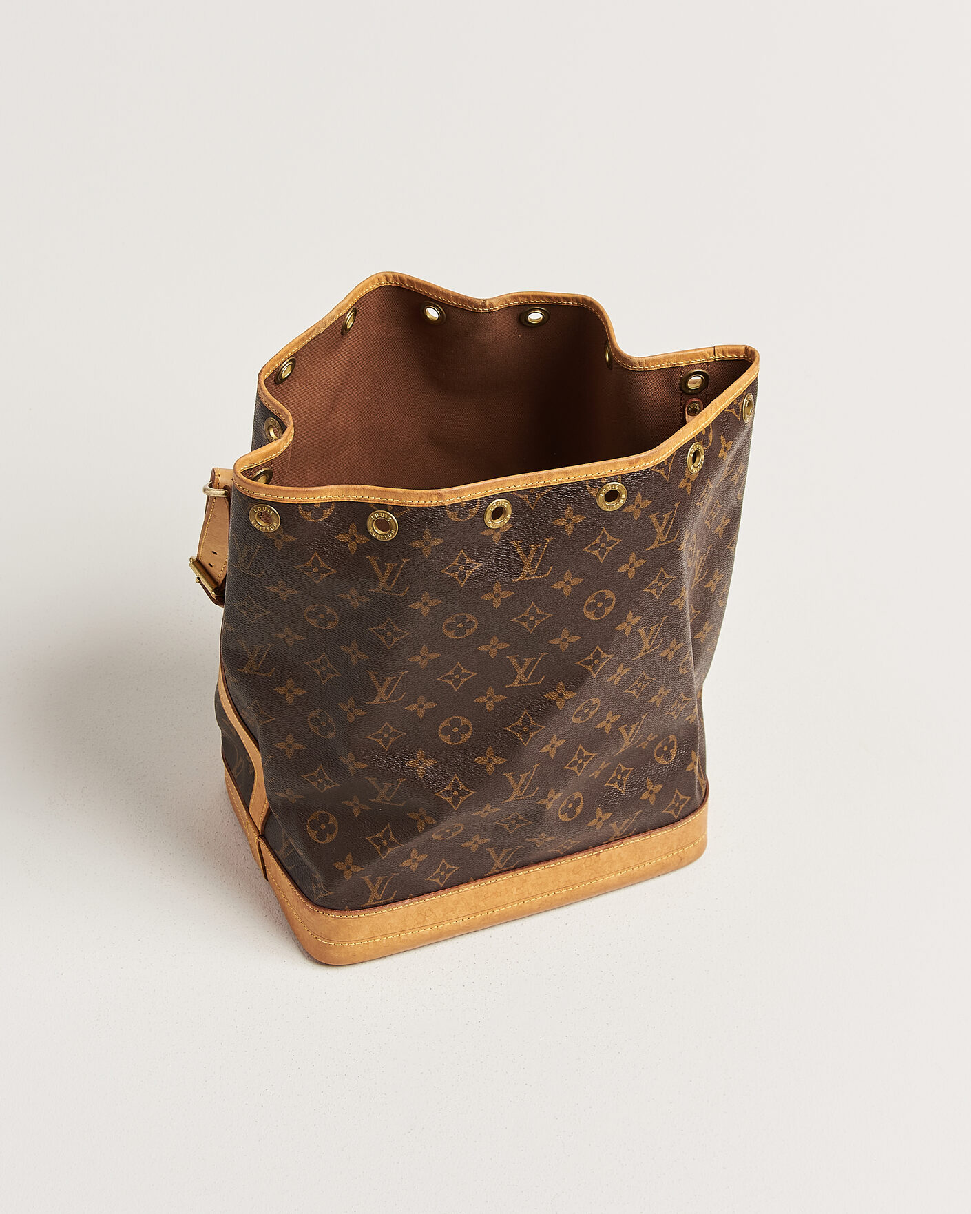 Mies | Pre-Owned & Vintage Bags | Louis Vuitton Pre-Owned | Noé Monogram