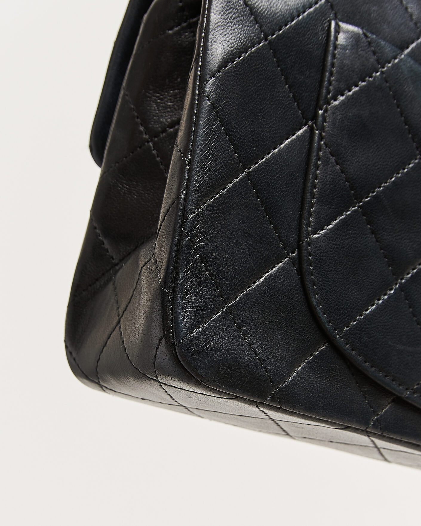 Mies | Pre-Owned & Vintage Bags | Chanel Pre-Owned | Classic Small Double Flap Bag Black