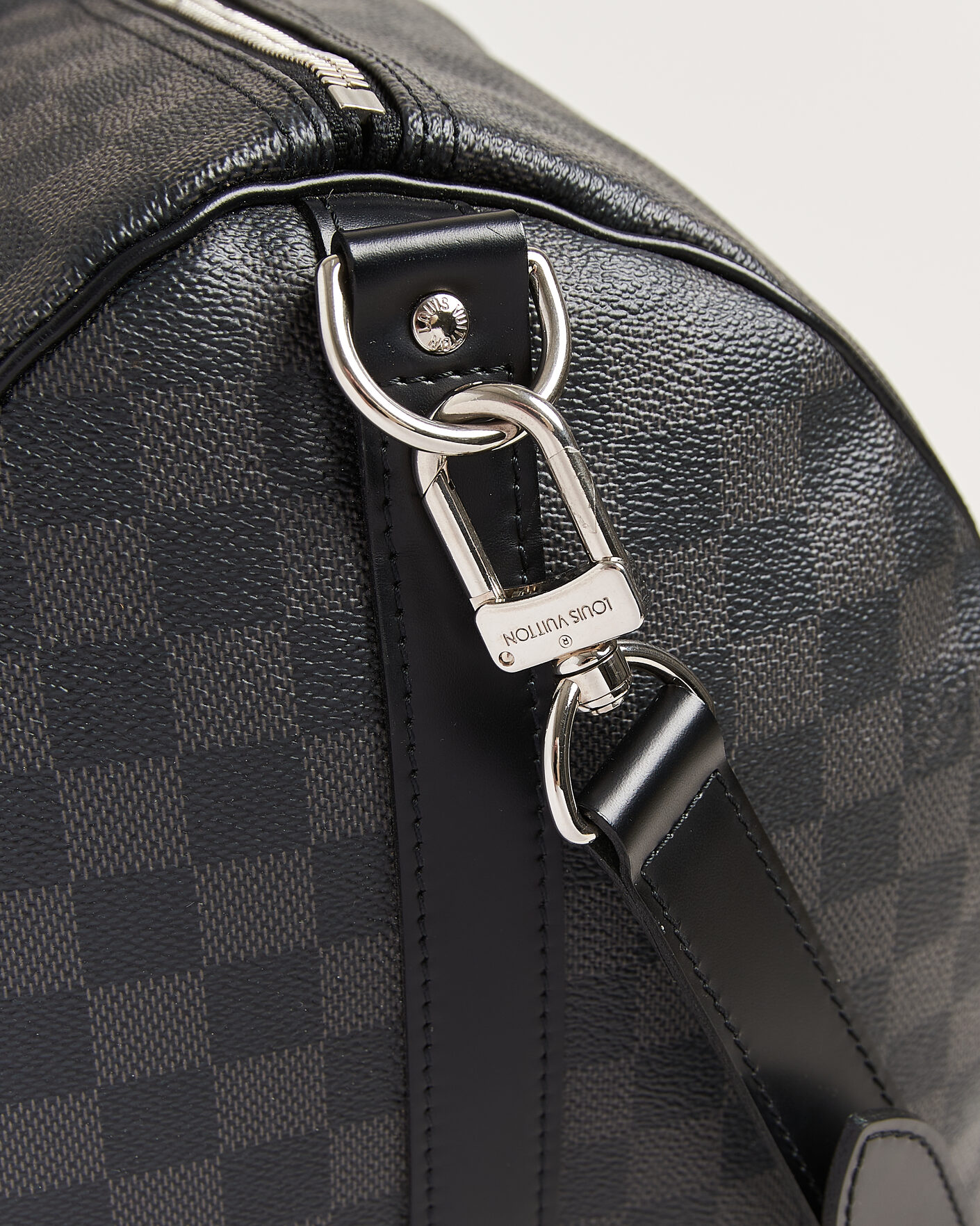 Mies | Pre-Owned & Vintage Bags | Louis Vuitton Pre-Owned | Keepall 55 Bandouliére Damier Graphite