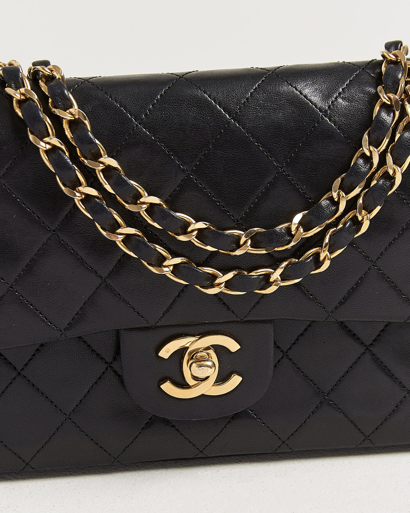Mies | Pre-Owned & Vintage Bags | Chanel Pre-Owned | Classic Small Double Flap Bag Black