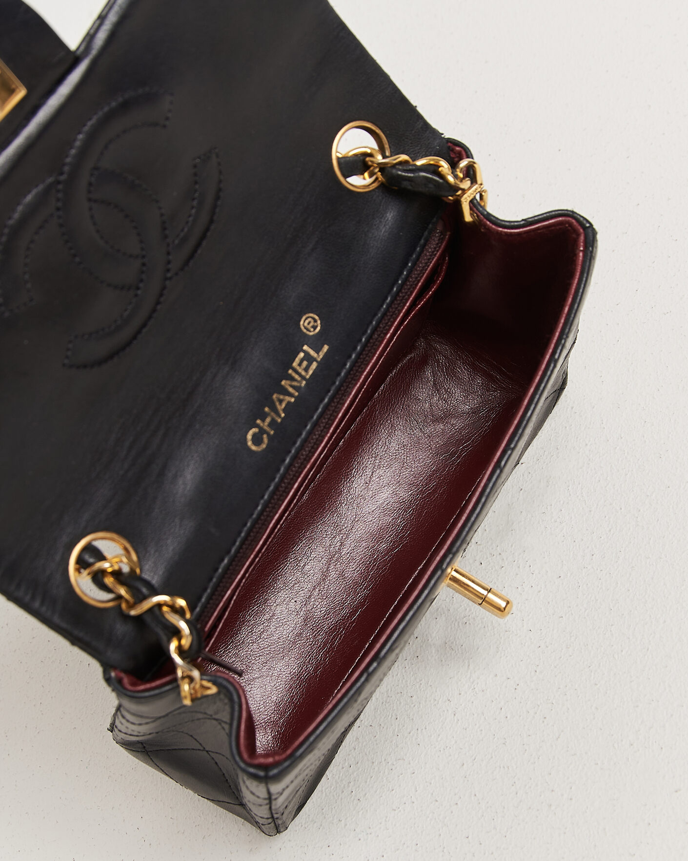 Mies | Chanel Pre-Owned Classic Mini Single Flap Square Bag Black | Chanel Pre-Owned | Classic Mini Single Flap Square Bag Black