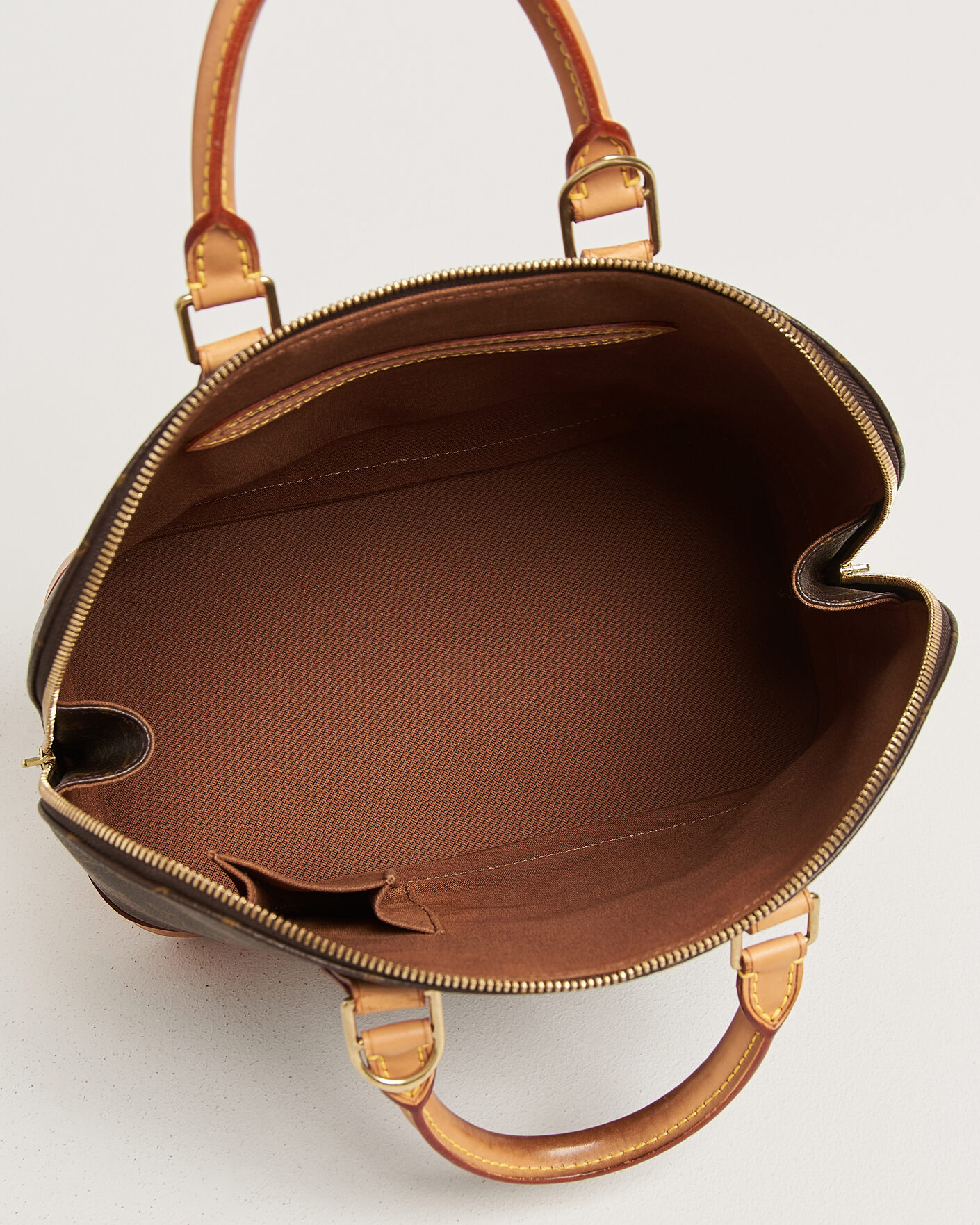 Mies | Pre-Owned & Vintage Bags | Louis Vuitton Pre-Owned | Alma Bag PM Monogram
