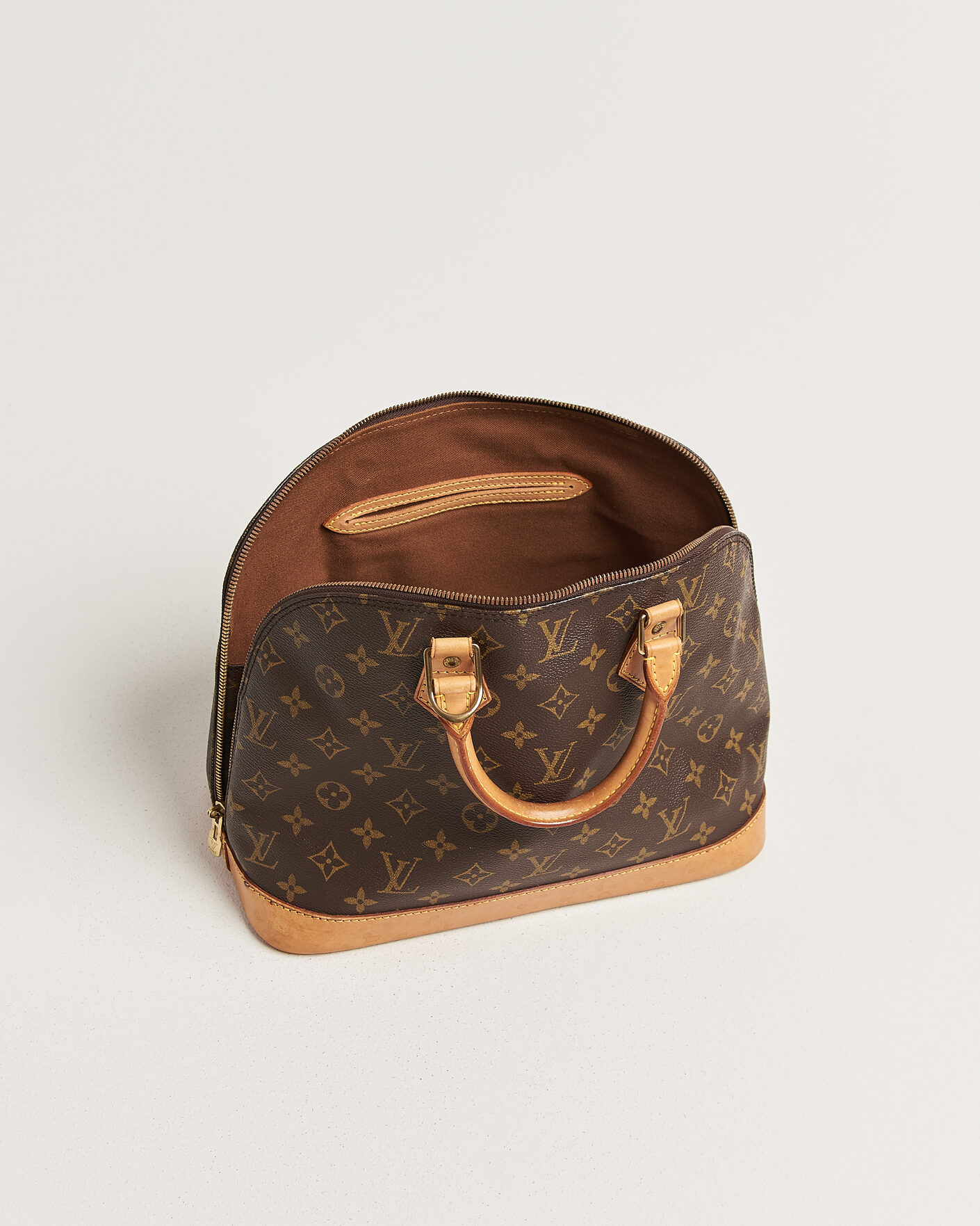 Mies | Pre-Owned & Vintage Bags | Louis Vuitton Pre-Owned | Alma Bag PM Monogram