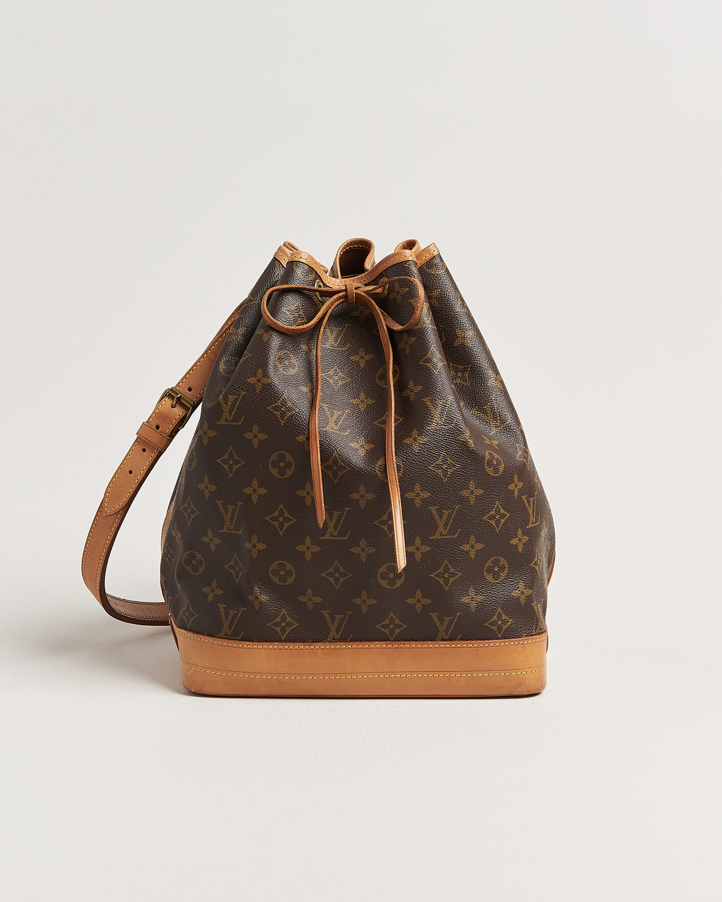 Mies | Pre-Owned & Vintage Bags | Louis Vuitton Pre-Owned | Noé Monogram