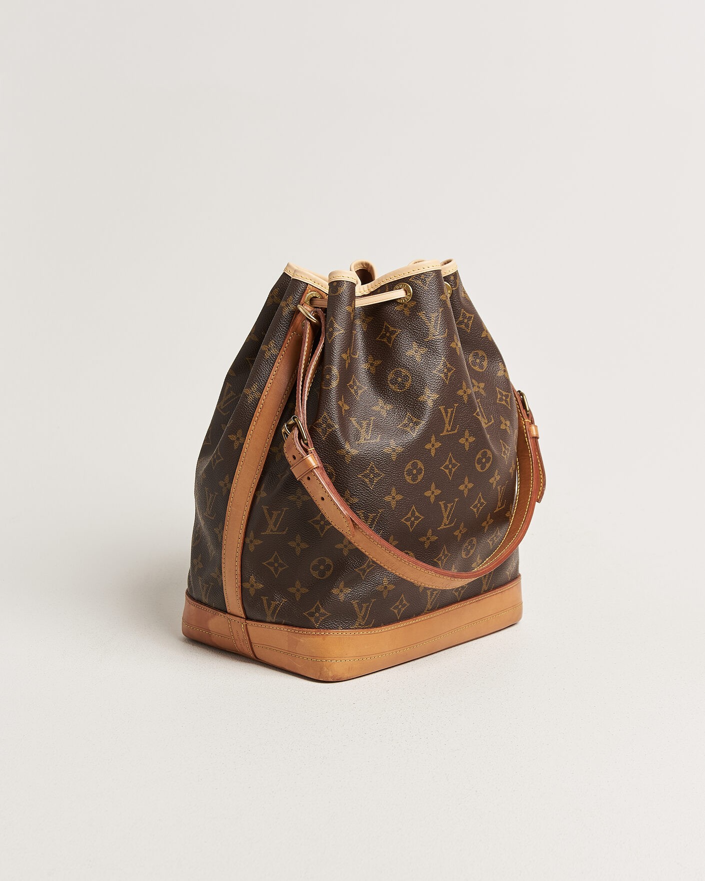Mies | Pre-Owned & Vintage Bags | Louis Vuitton Pre-Owned | Noé Monogram